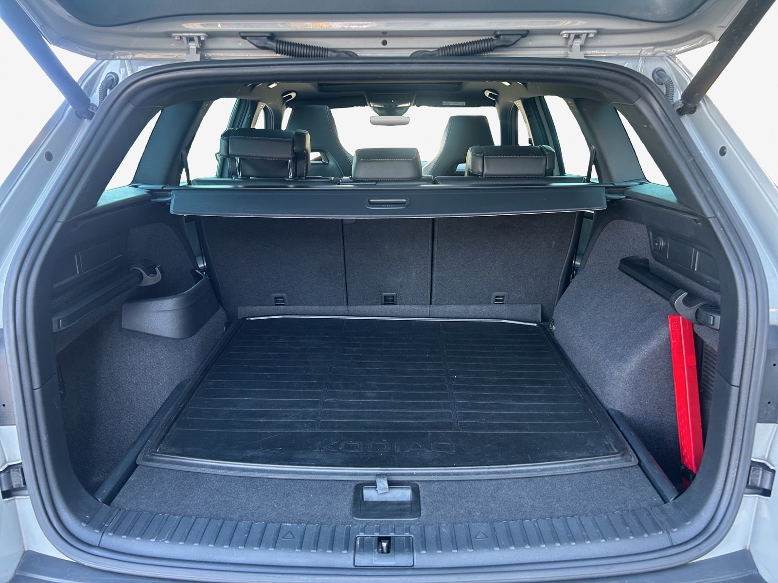 SKODA Kodiaq 2.0 TSI 4x4 SportLine-image-12