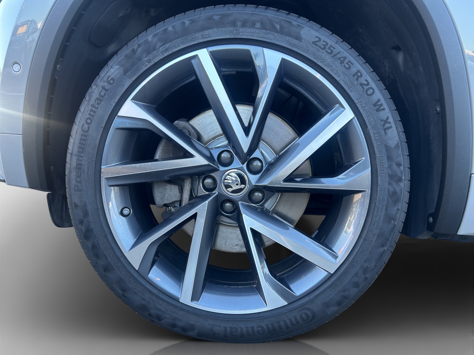 SKODA Kodiaq 2.0 TSI 4x4 SportLine-image-13