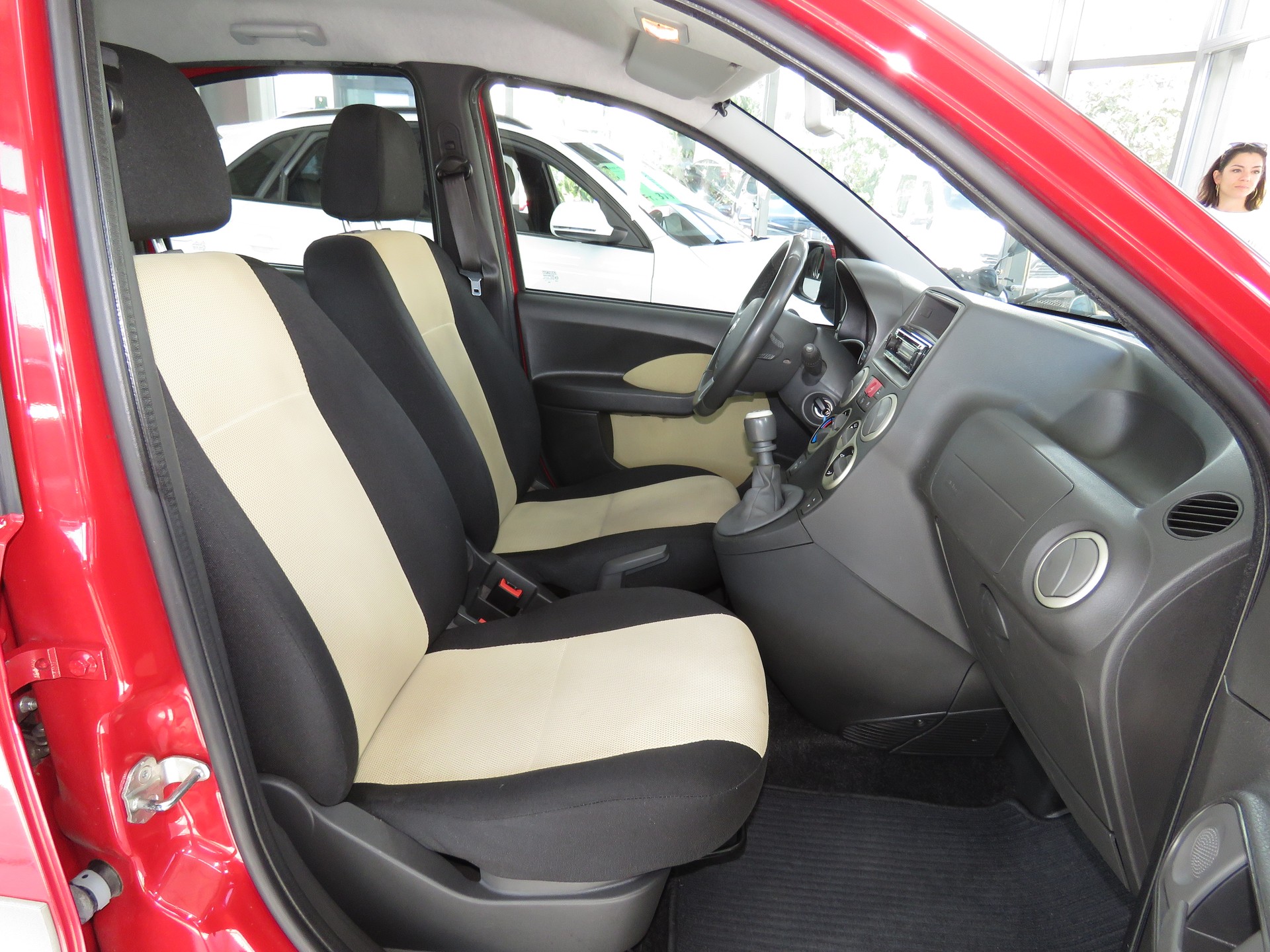 FIAT Panda 1.3 16V JTD Cross 4x4-image-11