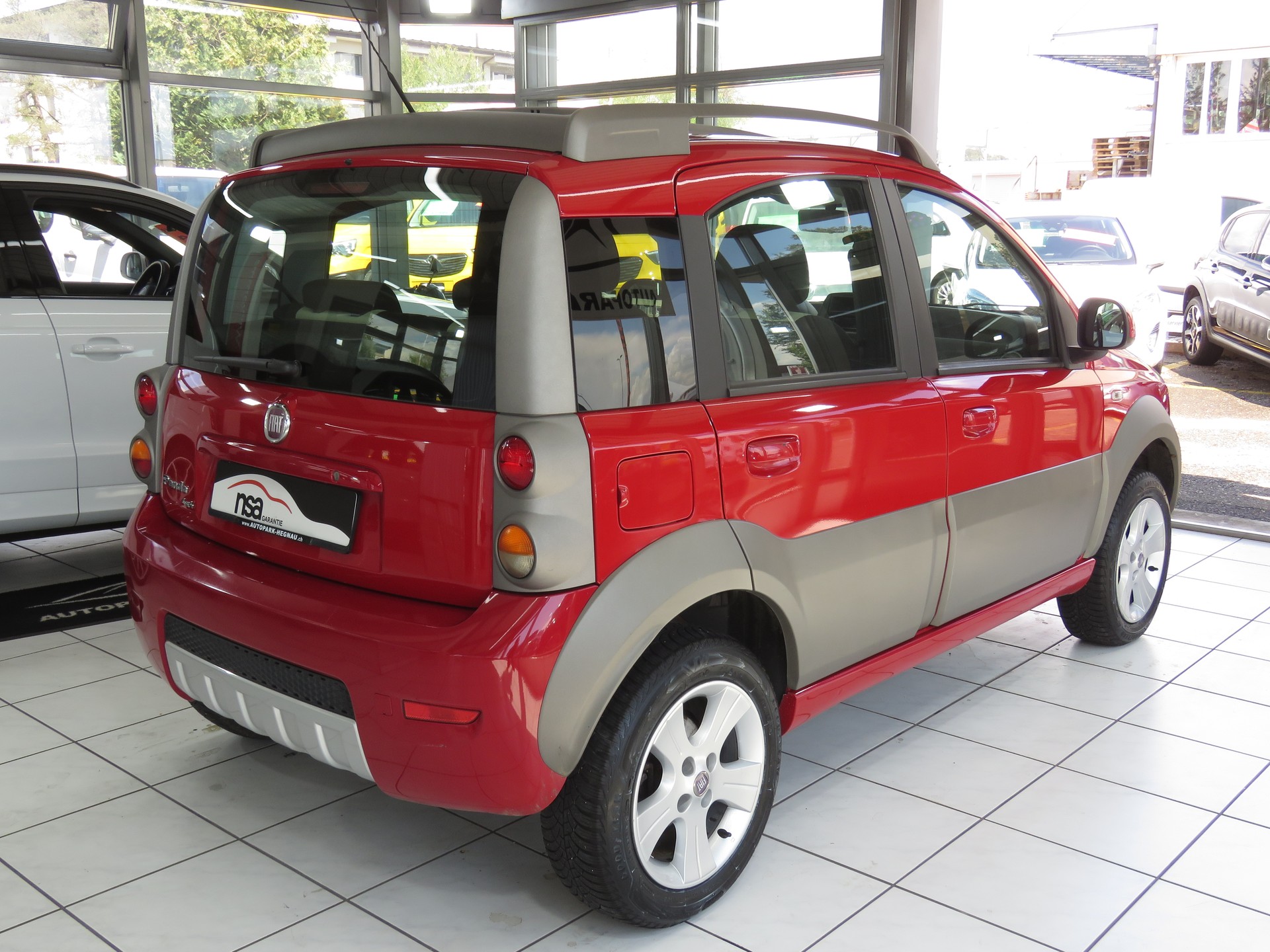 FIAT Panda 1.3 16V JTD Cross 4x4-image-3
