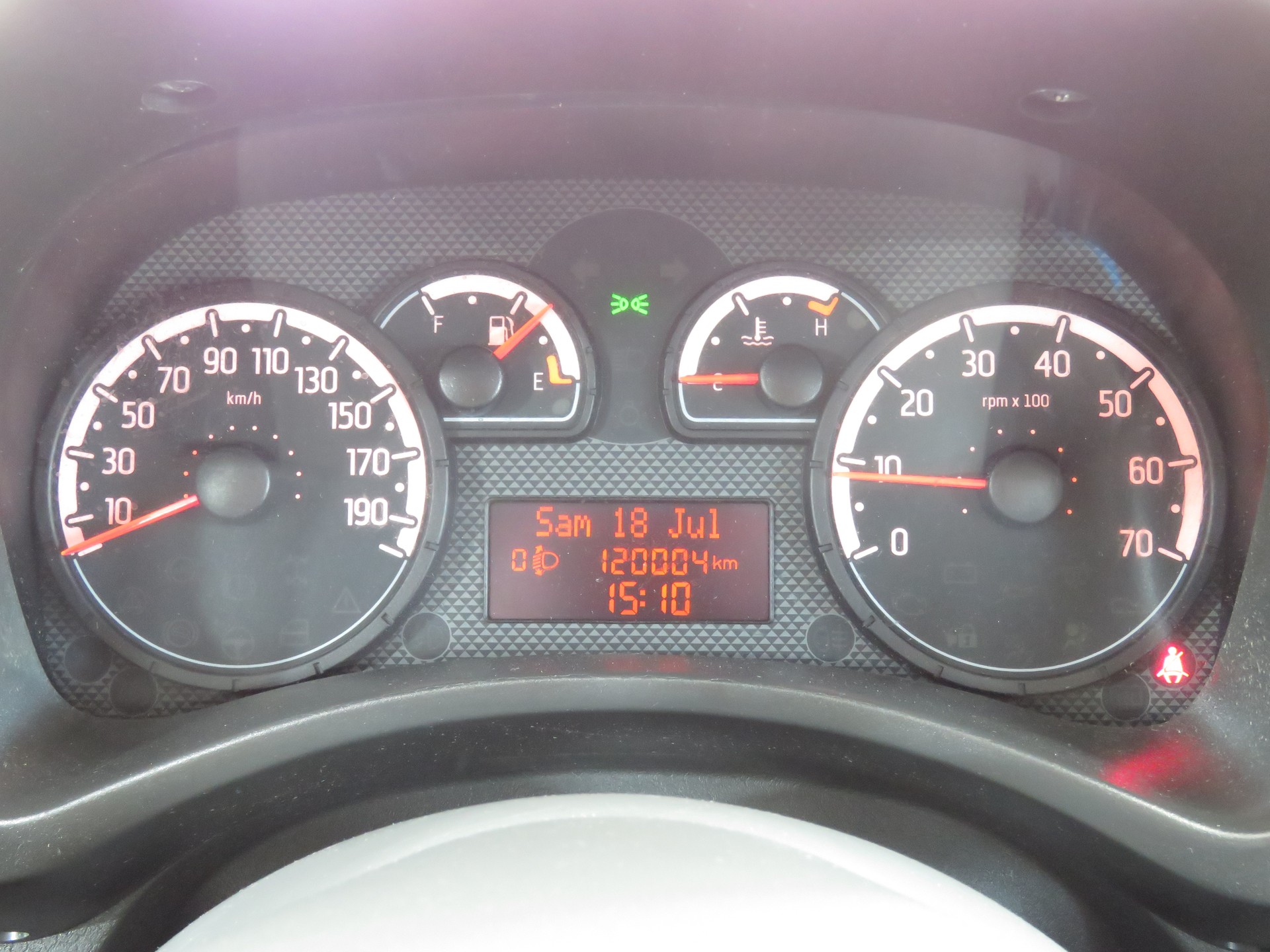 FIAT Panda 1.3 16V JTD Cross 4x4-image-16