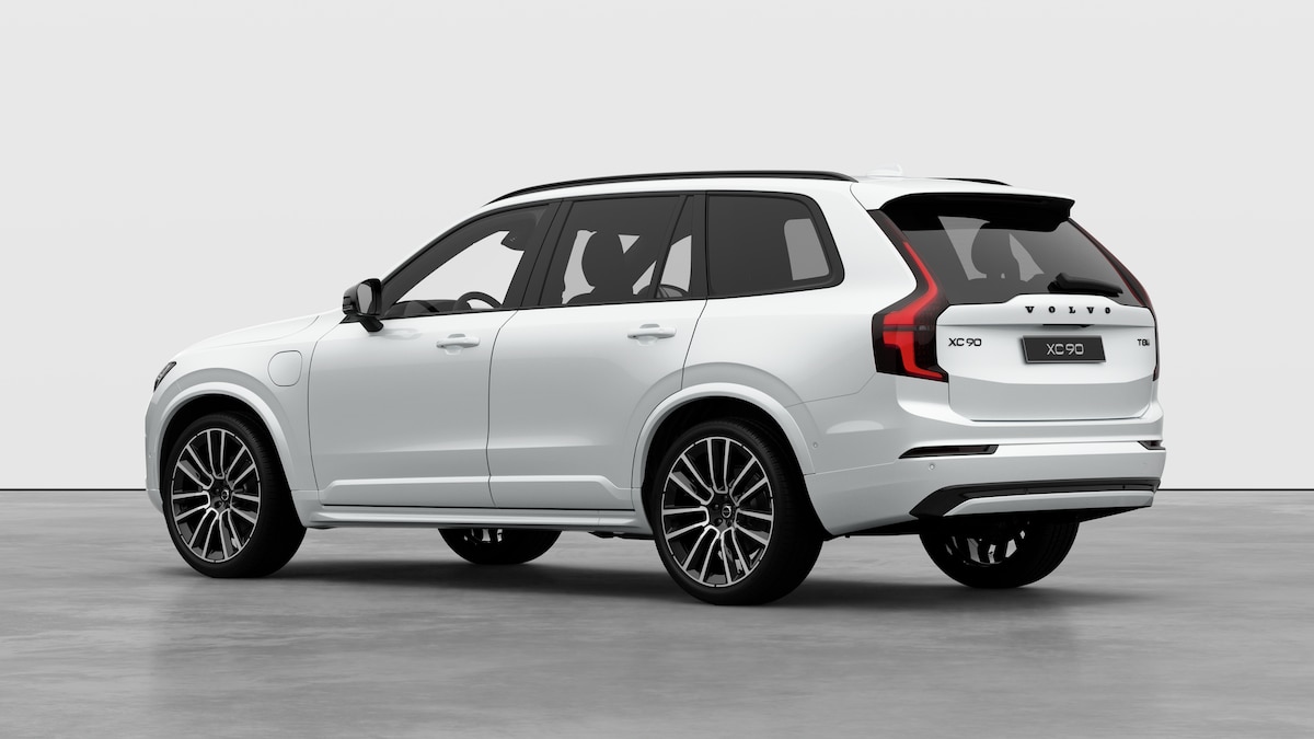 VOLVO XC90 2.0 T8 TE Black Edition eAWD-image-1