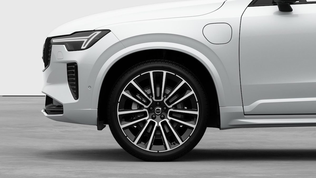 VOLVO XC90 2.0 T8 TE Black Edition eAWD-image-7