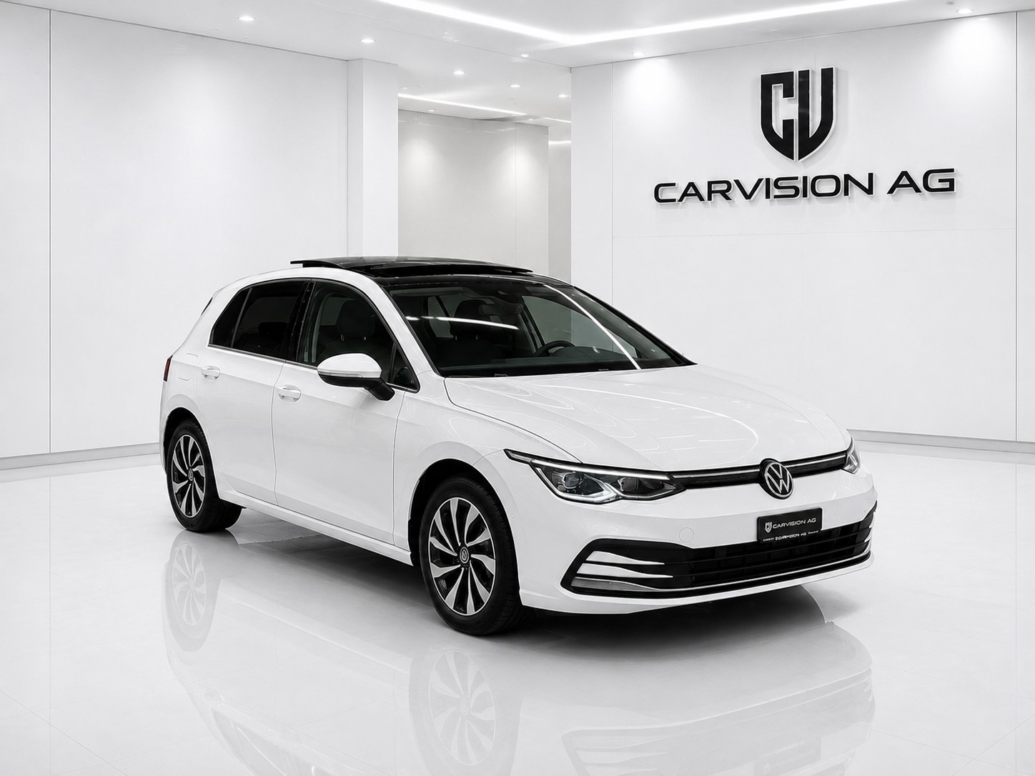 VW Golf 2.0 TDI Active DSG * Panorama-Glasdach * IQ-light * Anhängerkupplung *-image-2