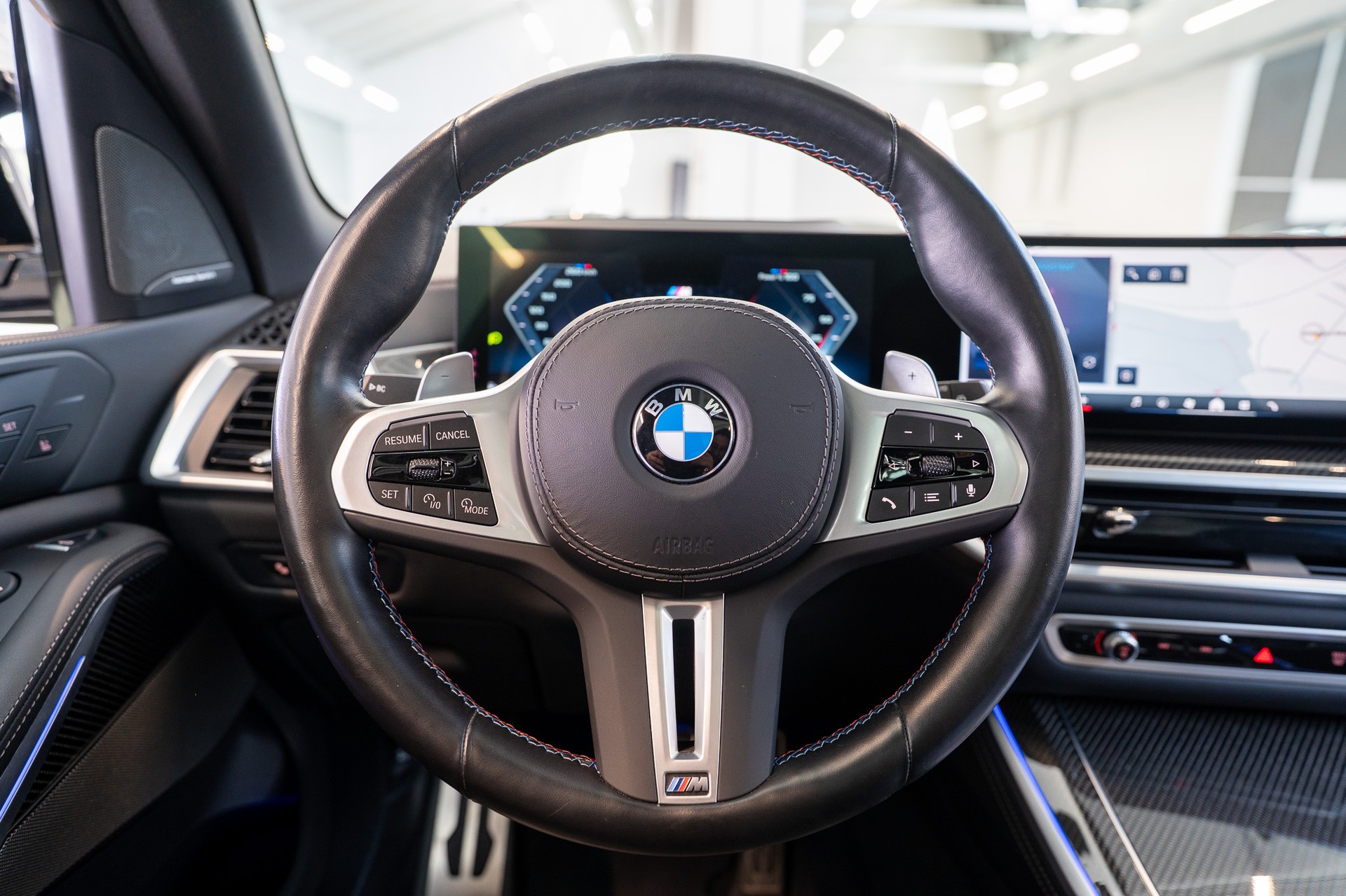 BMW X5 48V M60i xDrive M Sport Pro / Panorama-Schiebdach / Head-Up Display / Harman Kardon-image-17