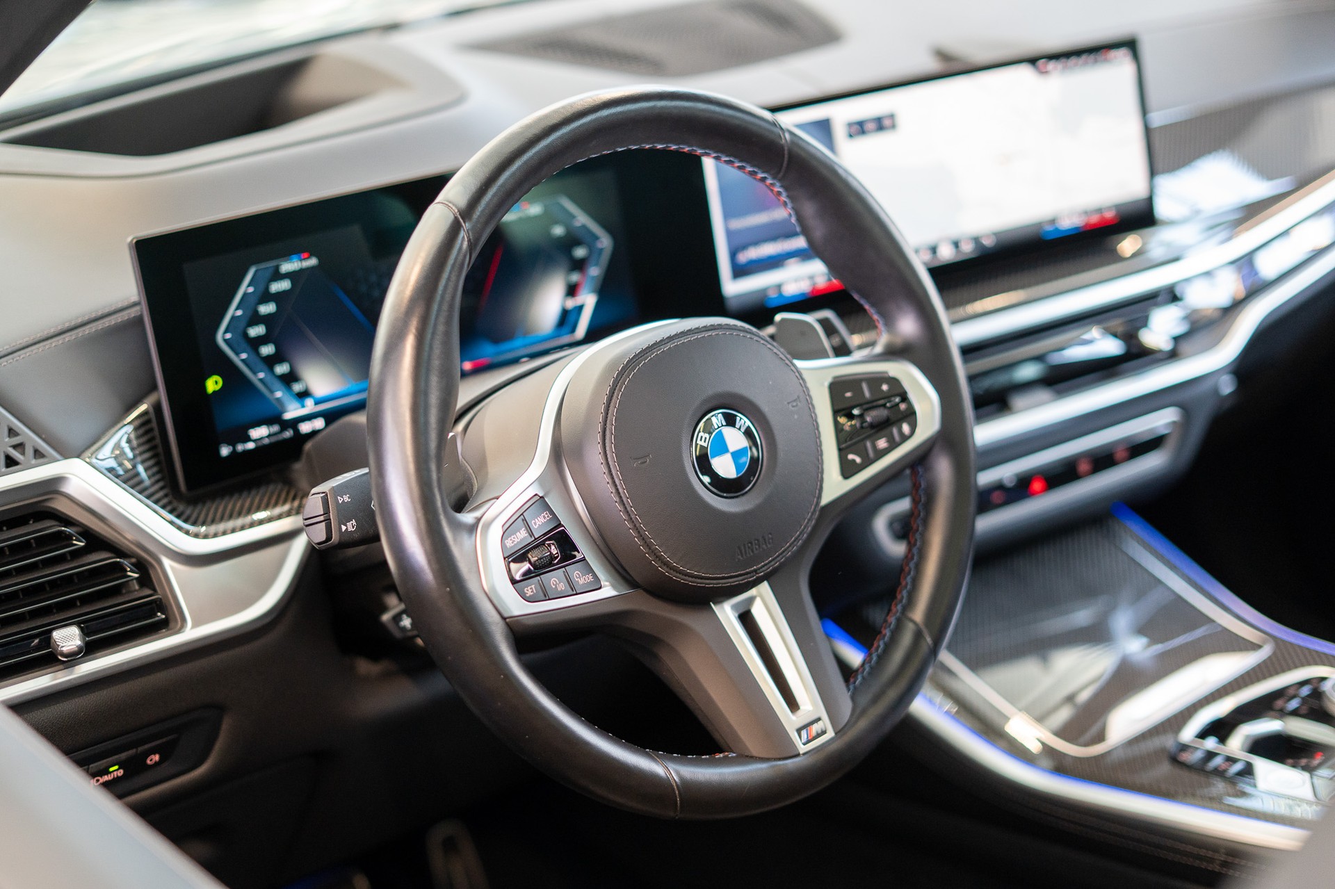BMW X5 48V M60i xDrive M Sport Pro / Panorama-Schiebdach / Head-Up Display / Harman Kardon-image-7