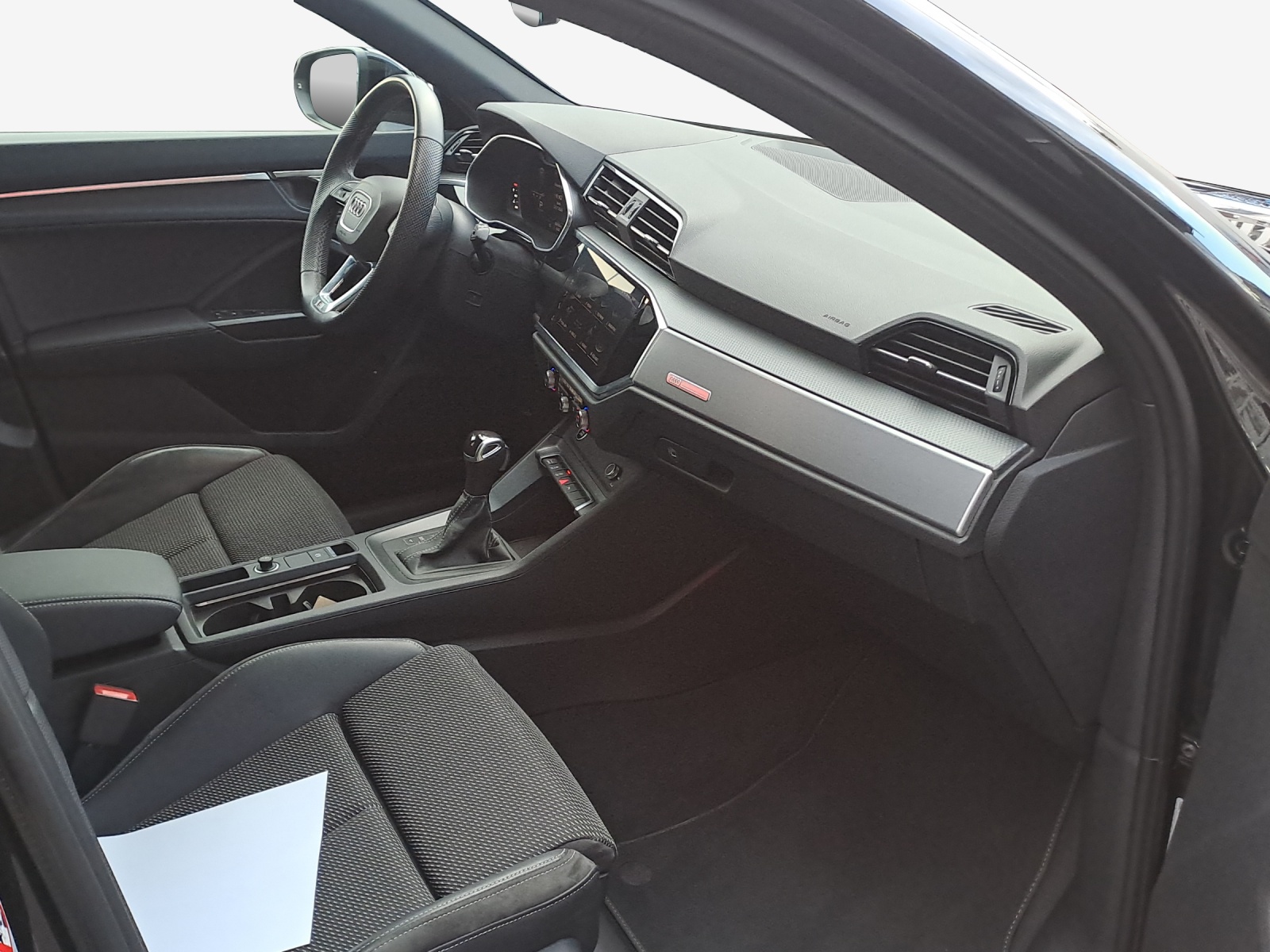 AUDI Q3 Sportback 35 TFSI S line Attraction S-tronic-image-13