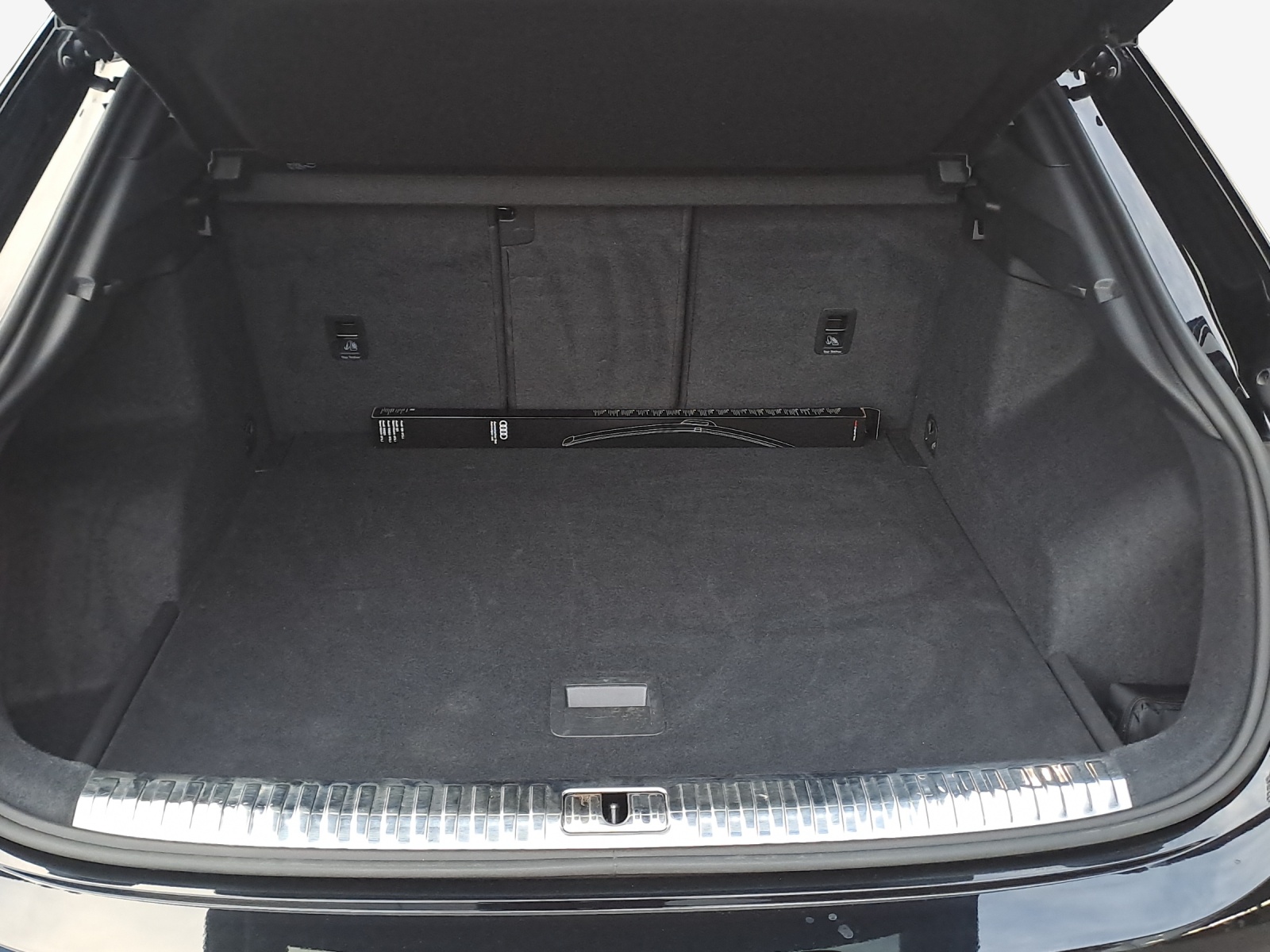 AUDI Q3 Sportback 35 TFSI S line Attraction S-tronic-image-12