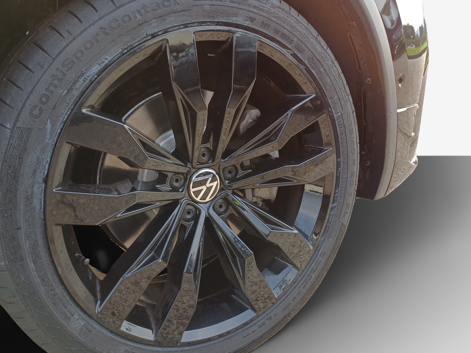 VW Tiguan 2.0TSI R-Line 4Motion DSG-image-14