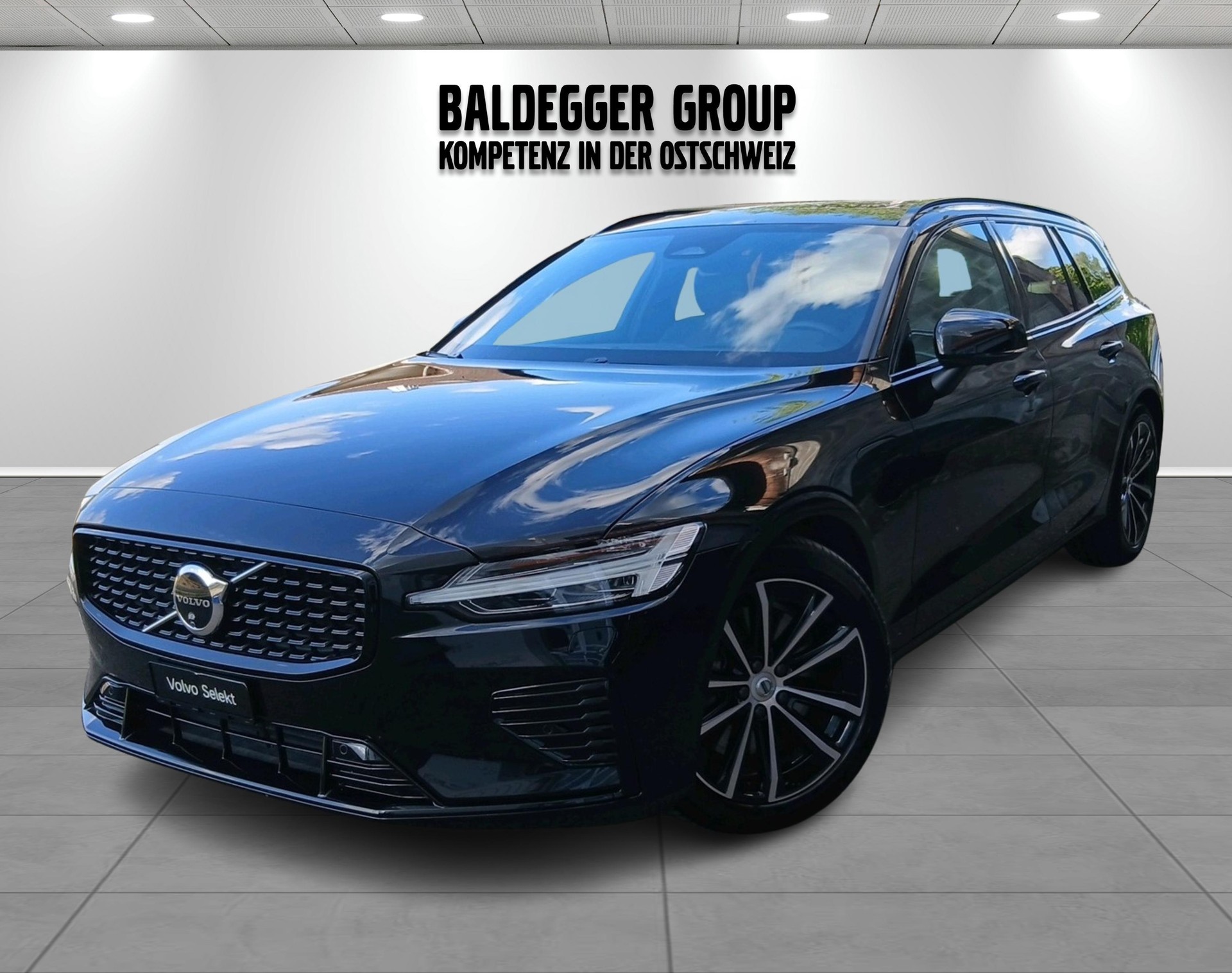 VOLVO V60 2.0 T8 TE Ultra Dark eAWD-image-6