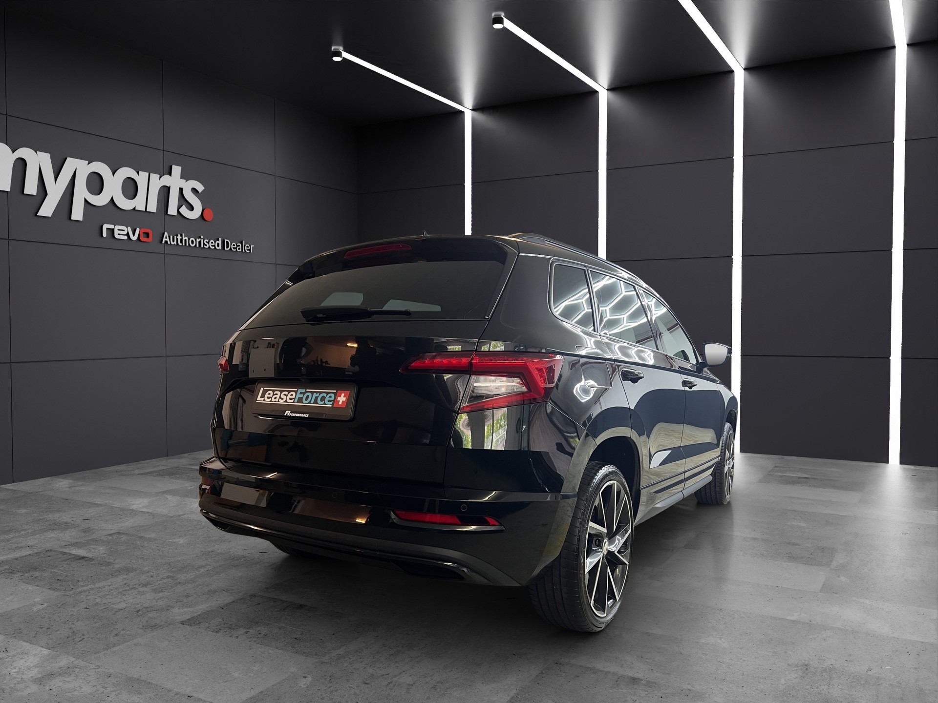 SKODA Karoq 1.5 TSI ACT SportLine DSG-image-4
