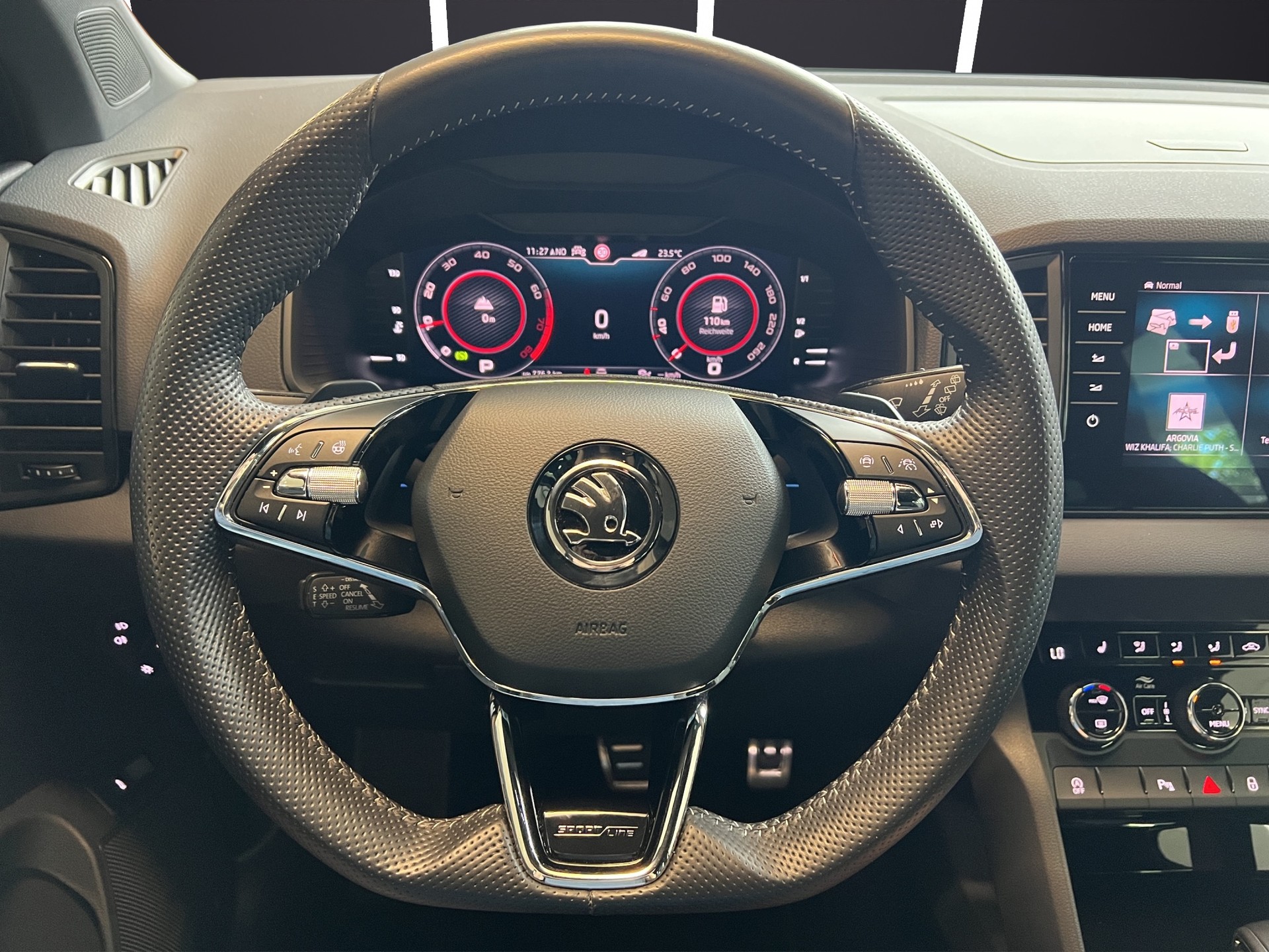 SKODA Karoq 1.5 TSI ACT SportLine DSG-image-8