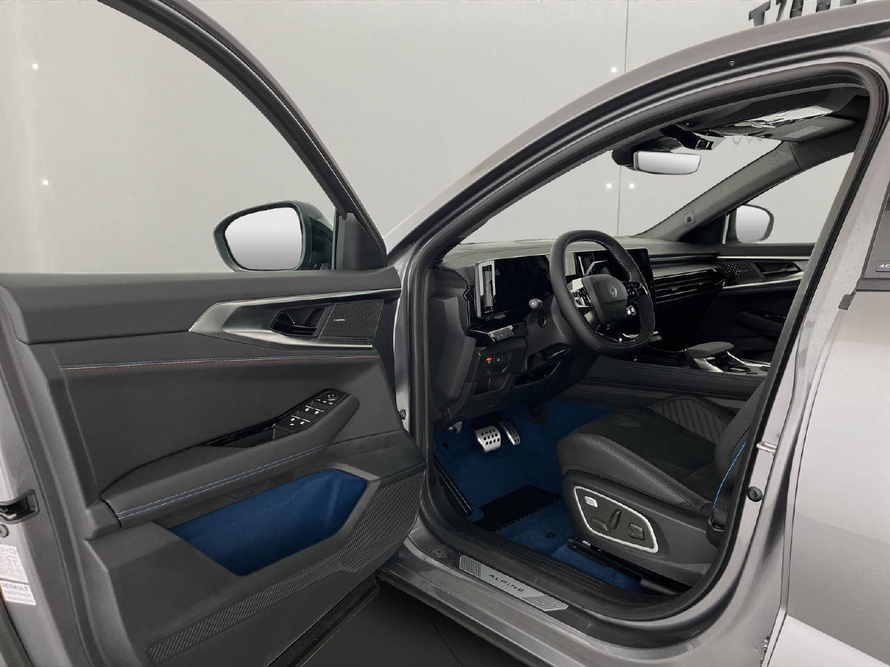 RENAULT Rafale 1.2 E-Tech Plug-in Atelier Alpine-image-6
