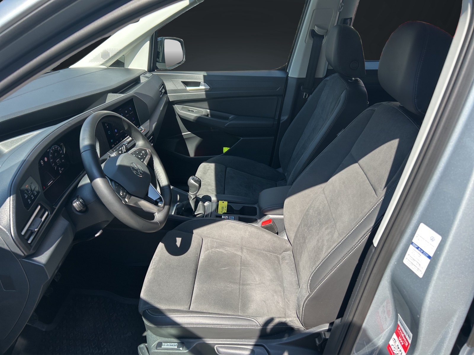 VW Caddy Maxi 2.0 TDI Life 4Motion-image-11