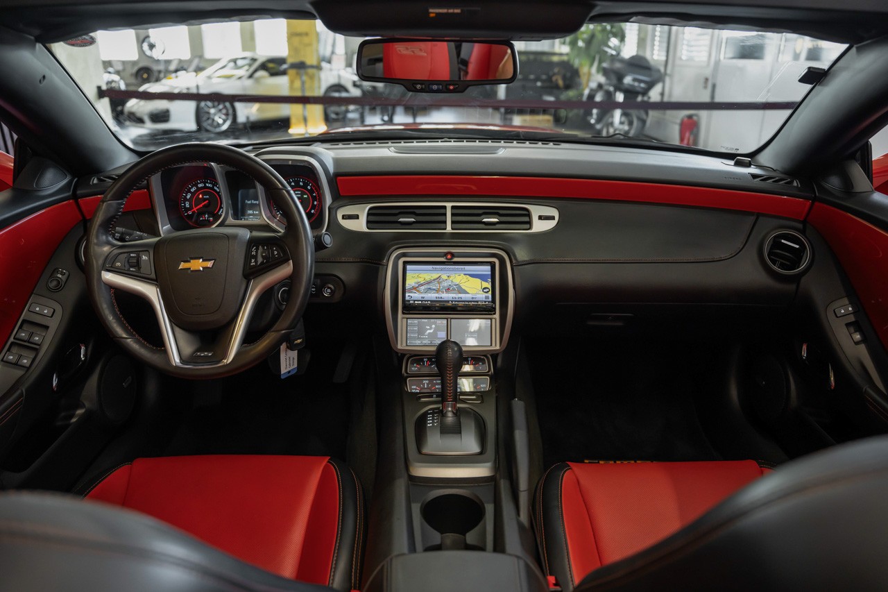CHEVROLET Camaro 6.2 Convertible Automatic-image-11