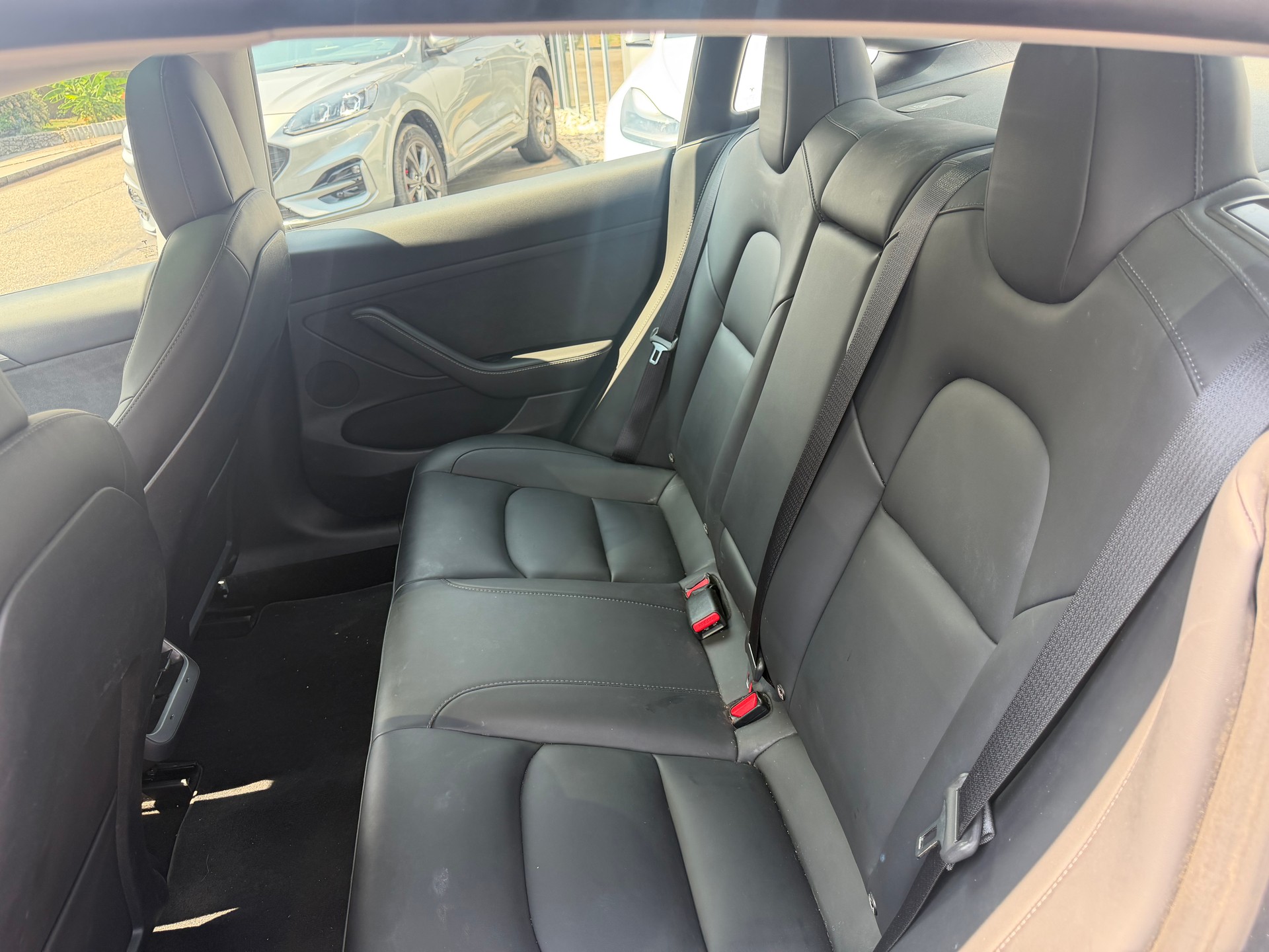 TESLA Model 3 Long Range Dual Motor AWD-image-15