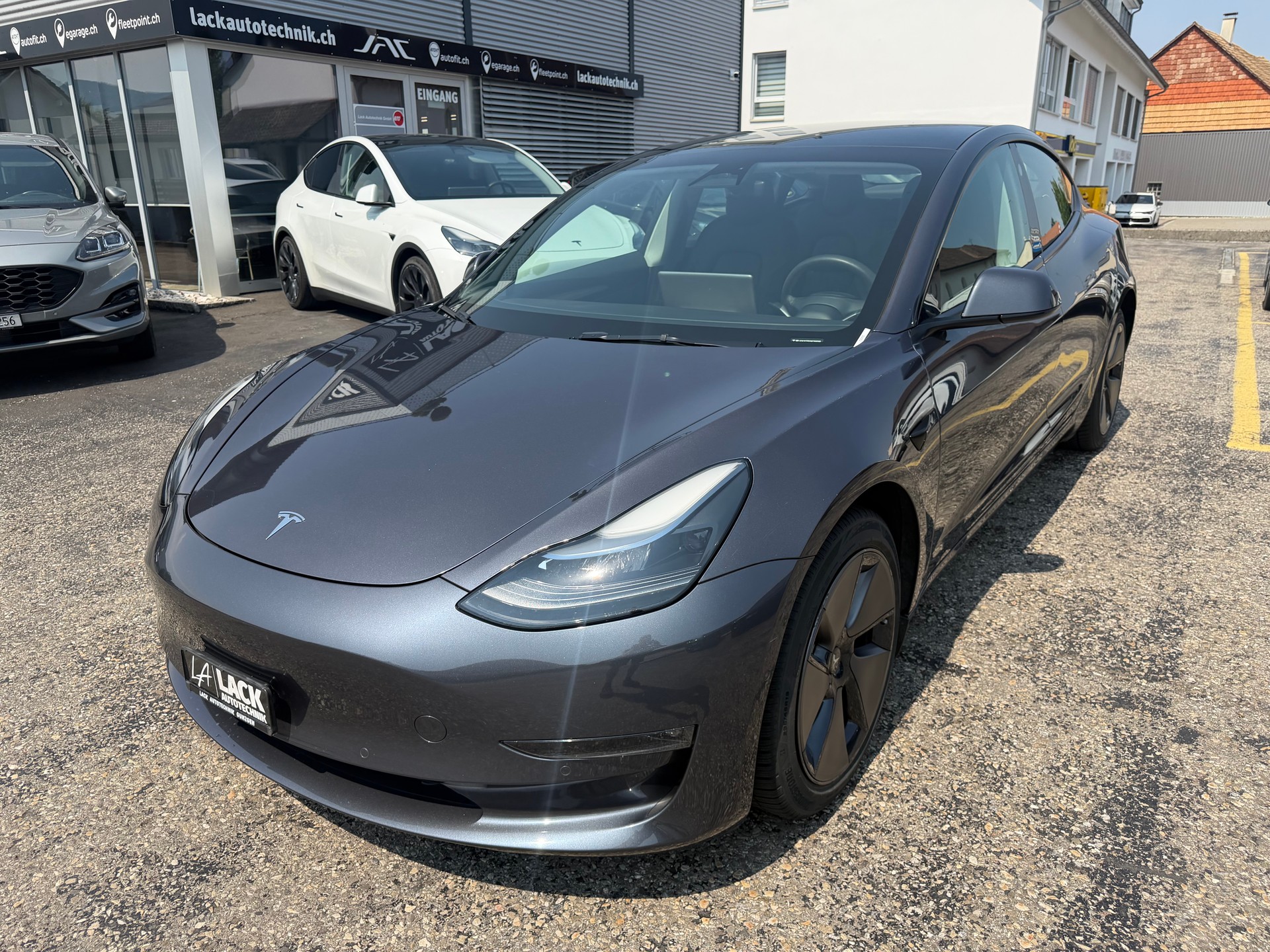 TESLA Model 3 Long Range Dual Motor AWD-image-2