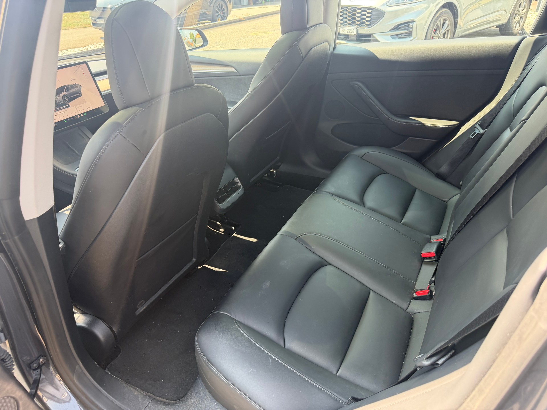 TESLA Model 3 Long Range Dual Motor AWD-image-14