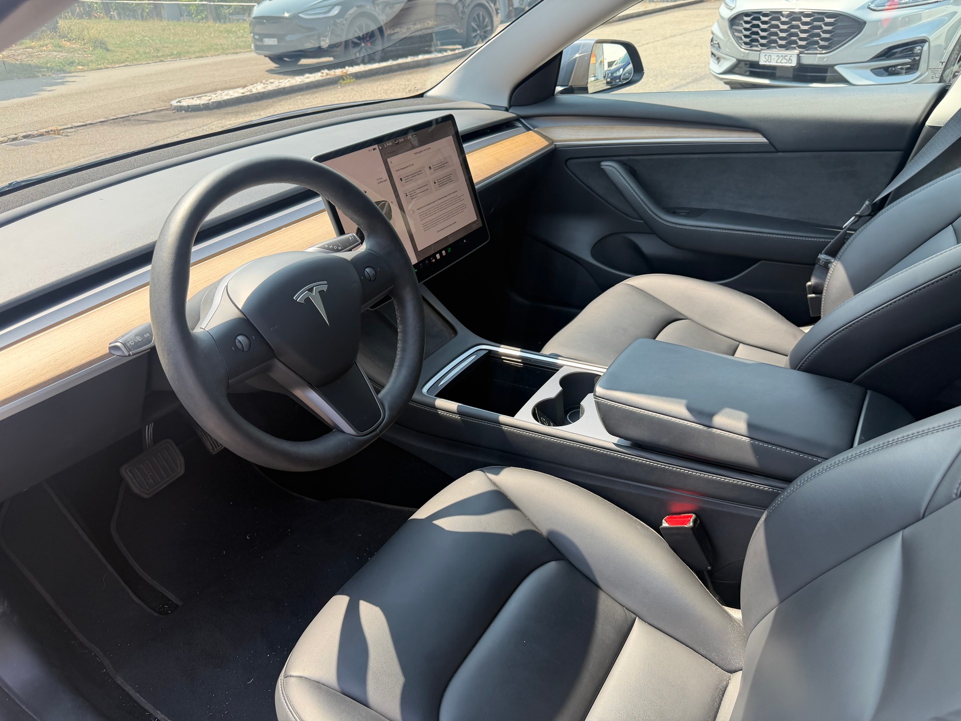 TESLA Model 3 Long Range Dual Motor AWD-image-11