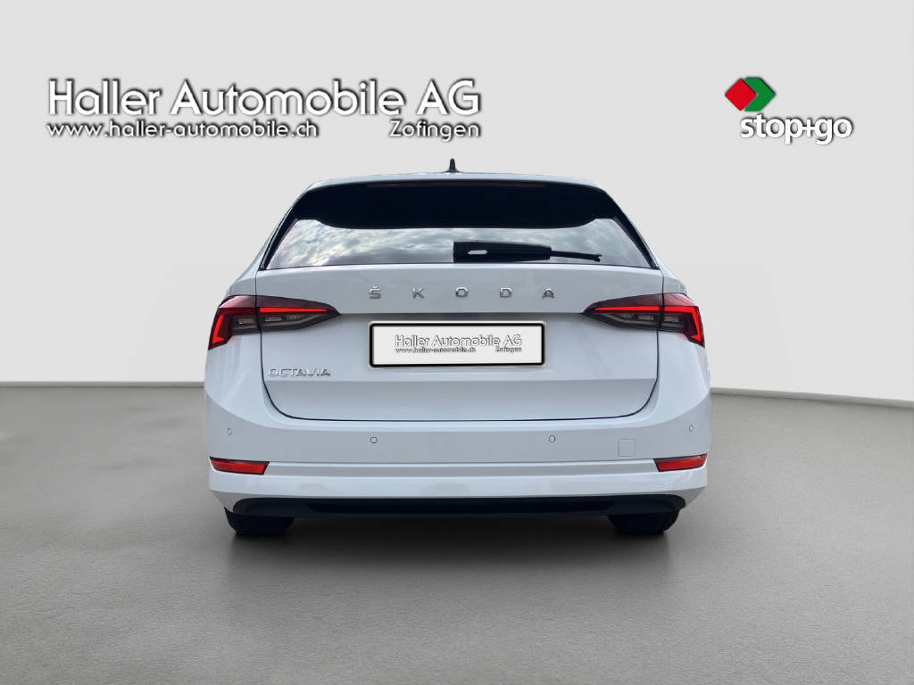 SKODA Octavia Combi 2.0 TDI 150 Ambition DSG-image-3