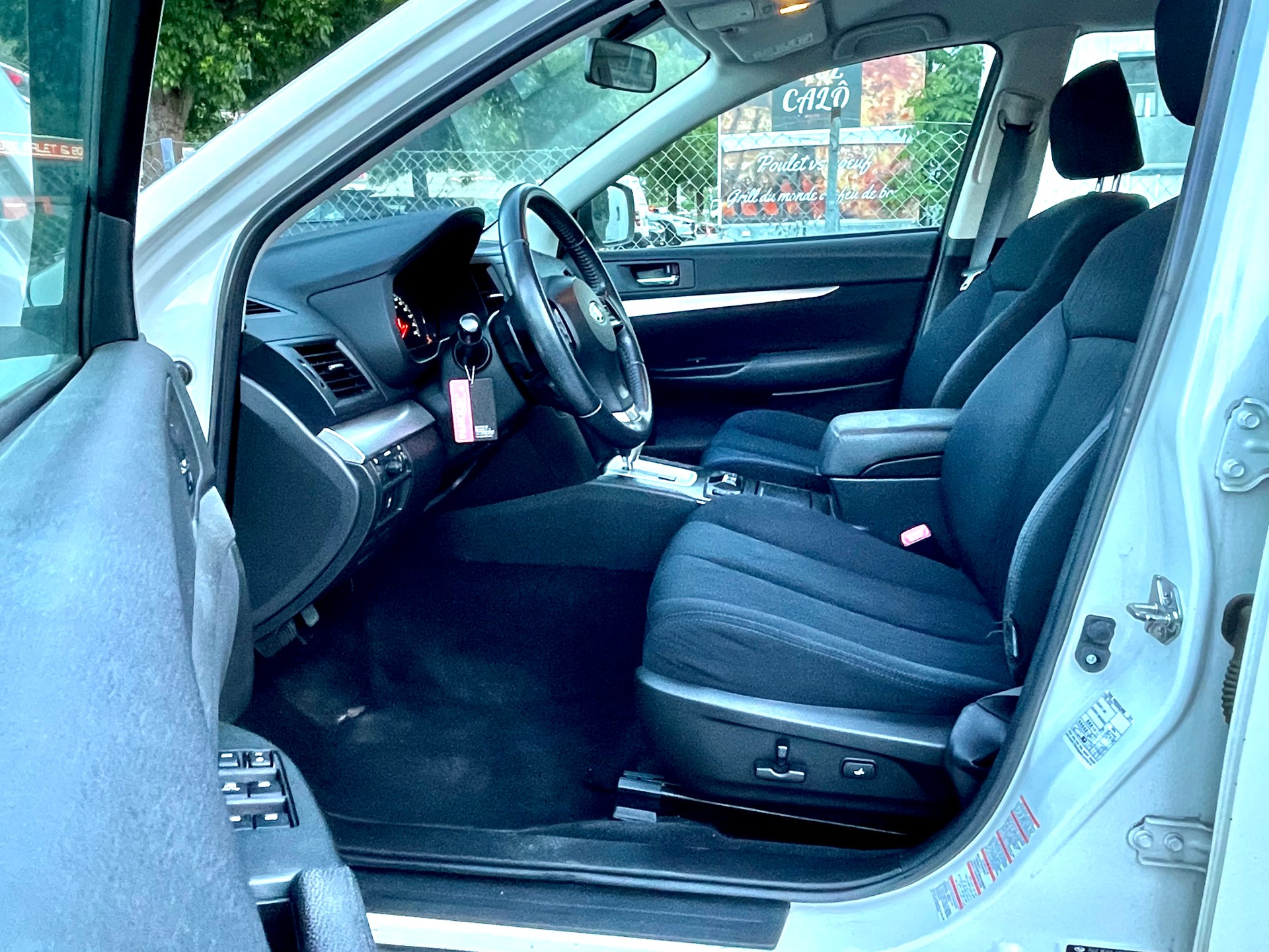 SUBARU Outback 2.0D Limited AWD Lineartronic-image-11