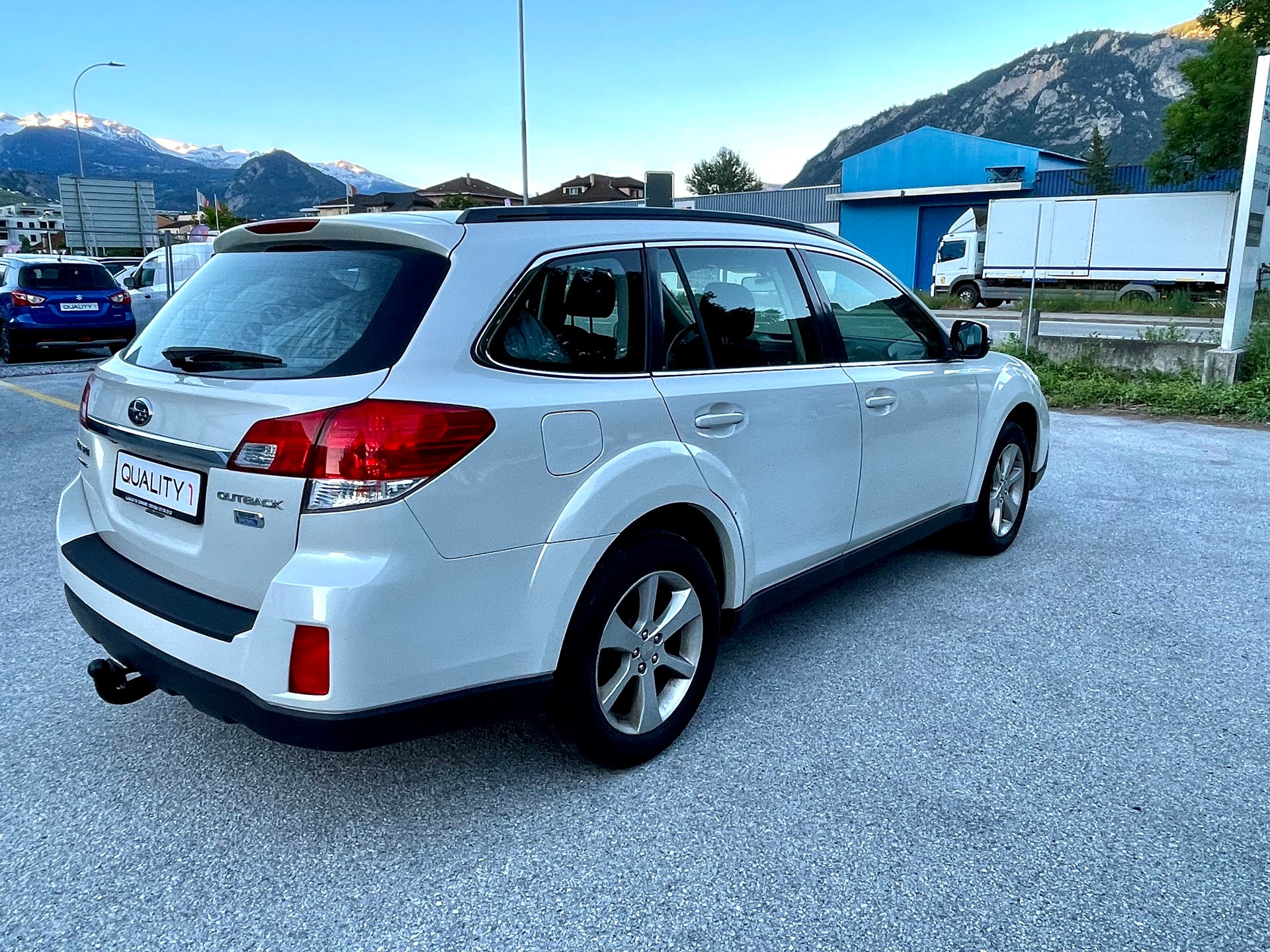 SUBARU Outback 2.0D Limited AWD Lineartronic-image-24