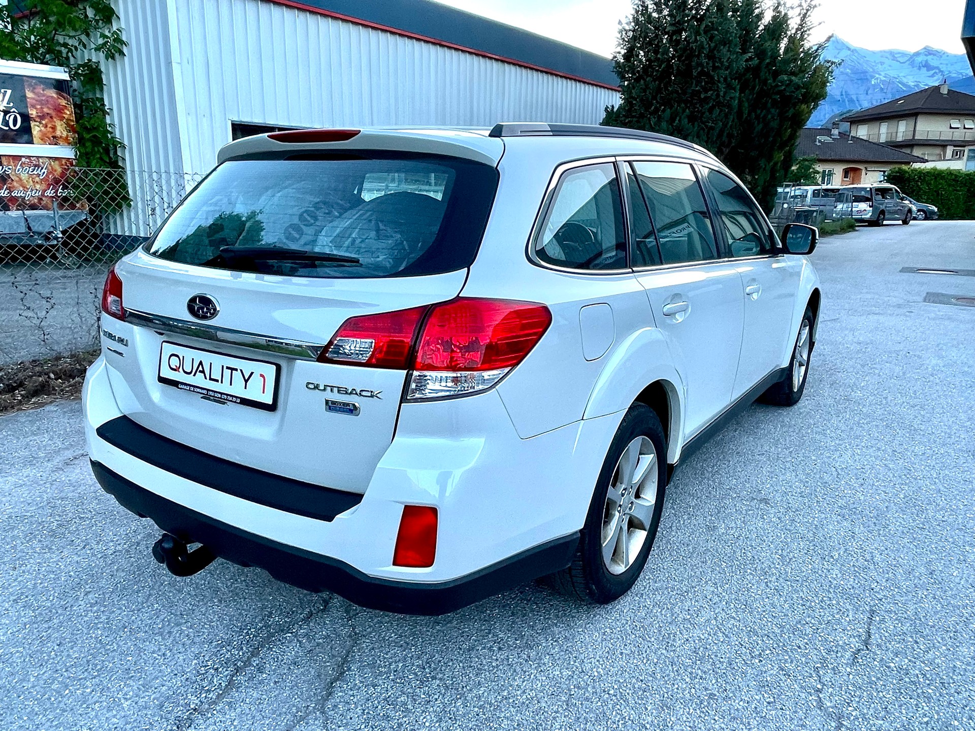 SUBARU Outback 2.0D Limited AWD Lineartronic-image-21