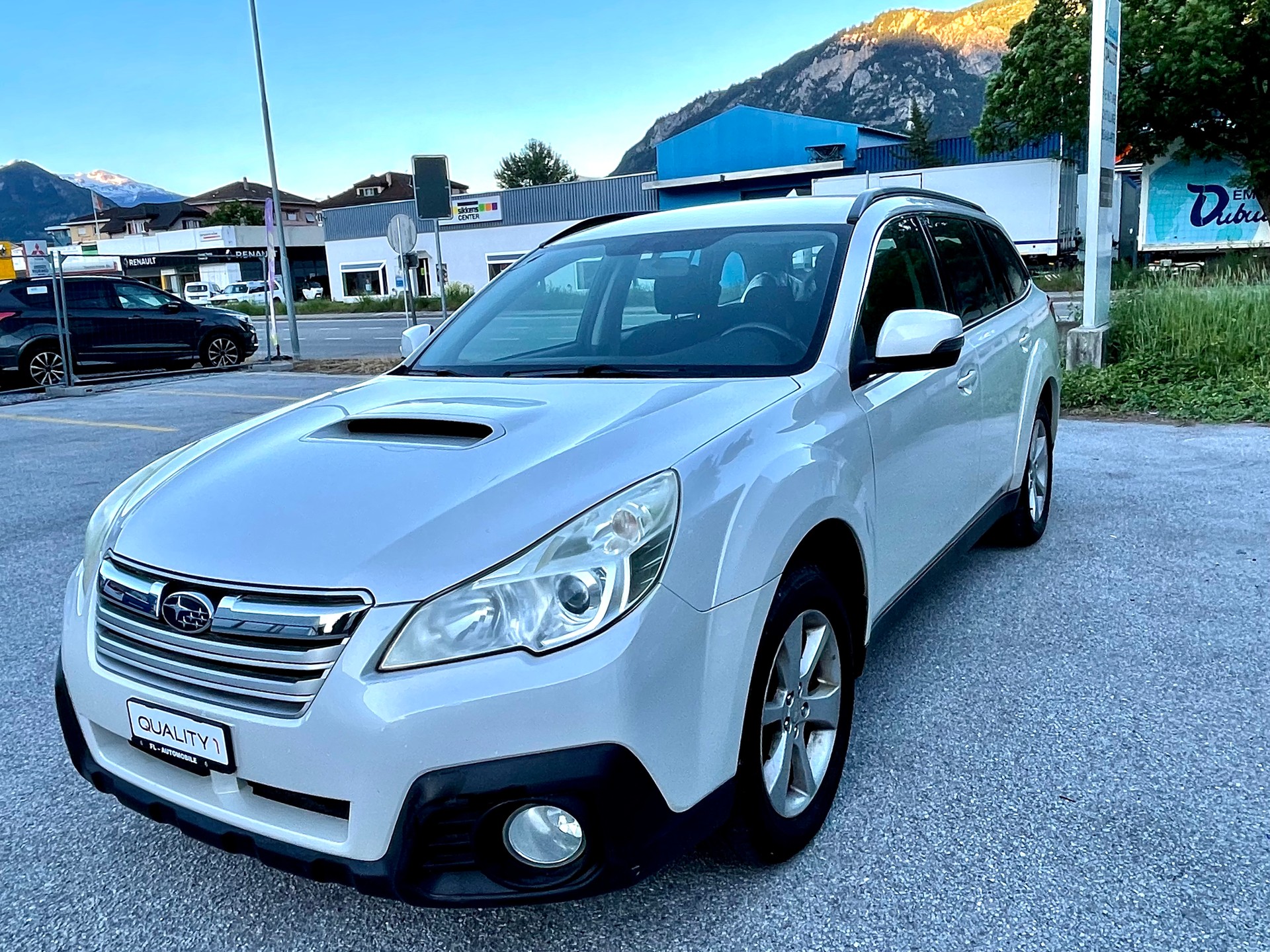 SUBARU Outback 2.0D Limited AWD Lineartronic-image-17