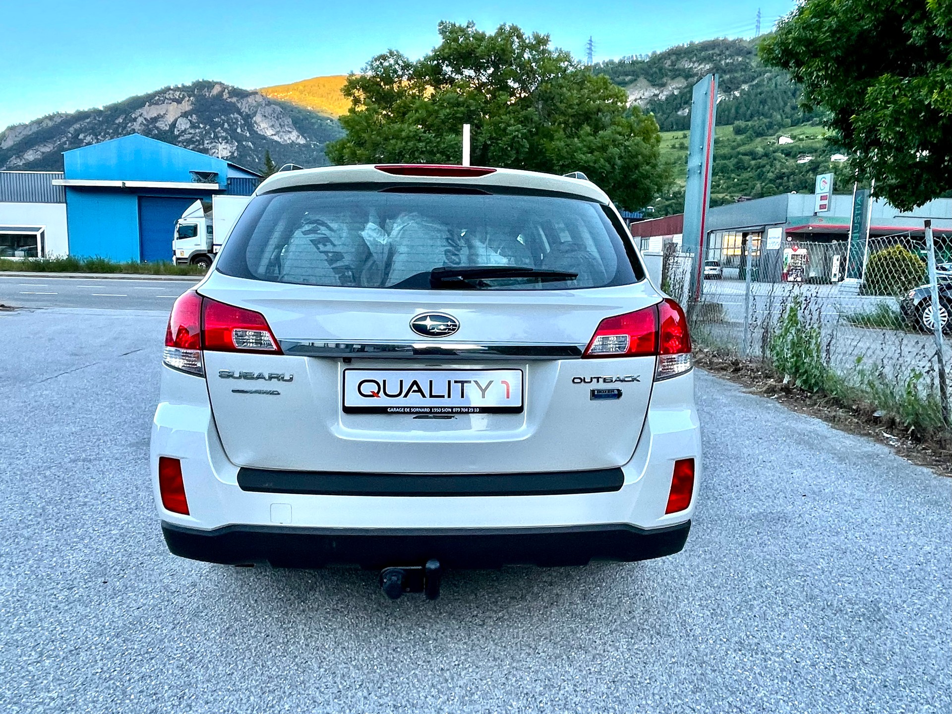 SUBARU Outback 2.0D Limited AWD Lineartronic-image-6