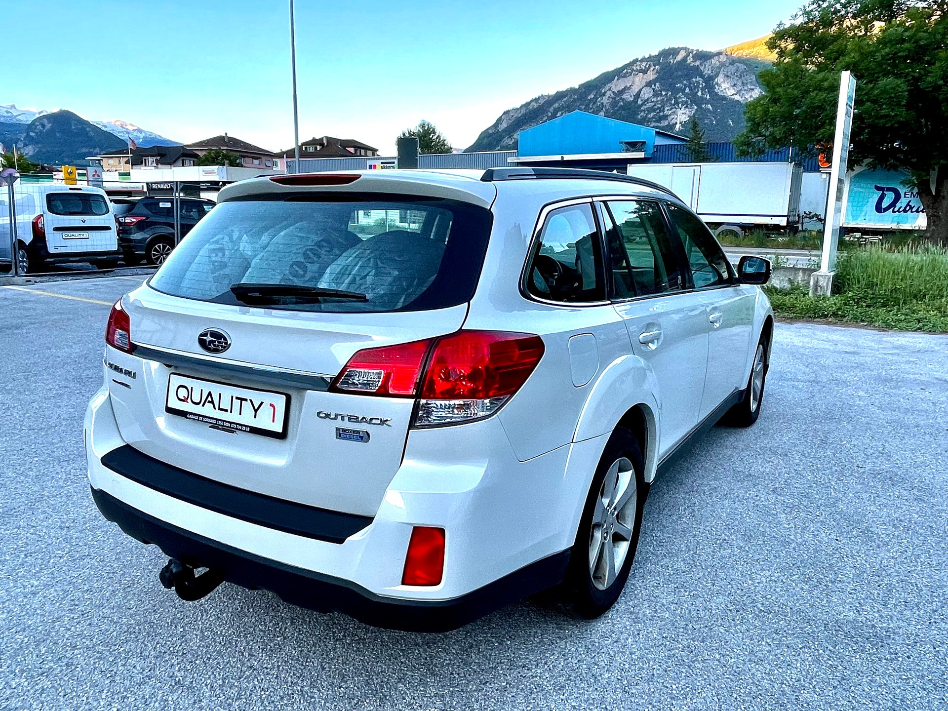 SUBARU Outback 2.0D Limited AWD Lineartronic-image-26