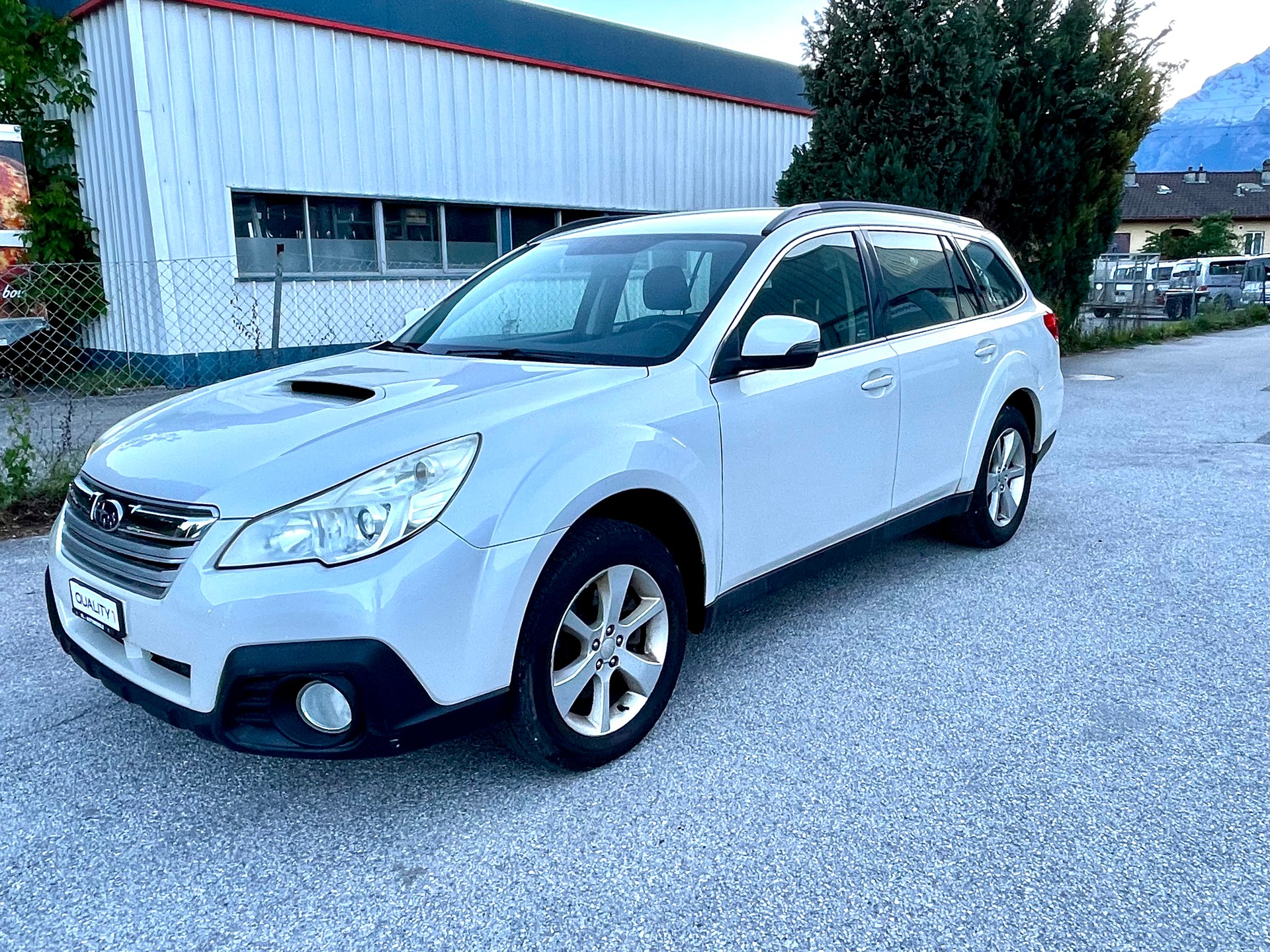 SUBARU Outback 2.0D Limited AWD Lineartronic-image-27