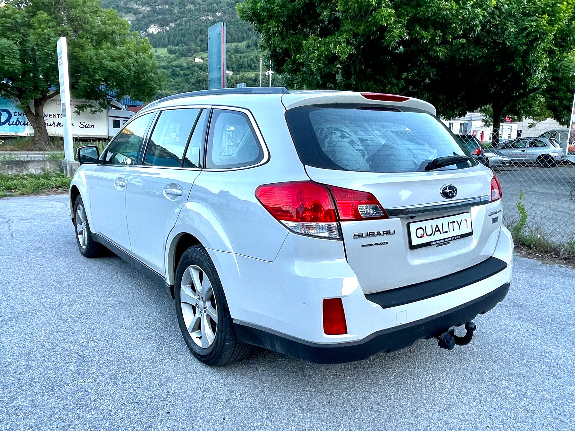 SUBARU Outback 2.0D Limited AWD Lineartronic-image-23