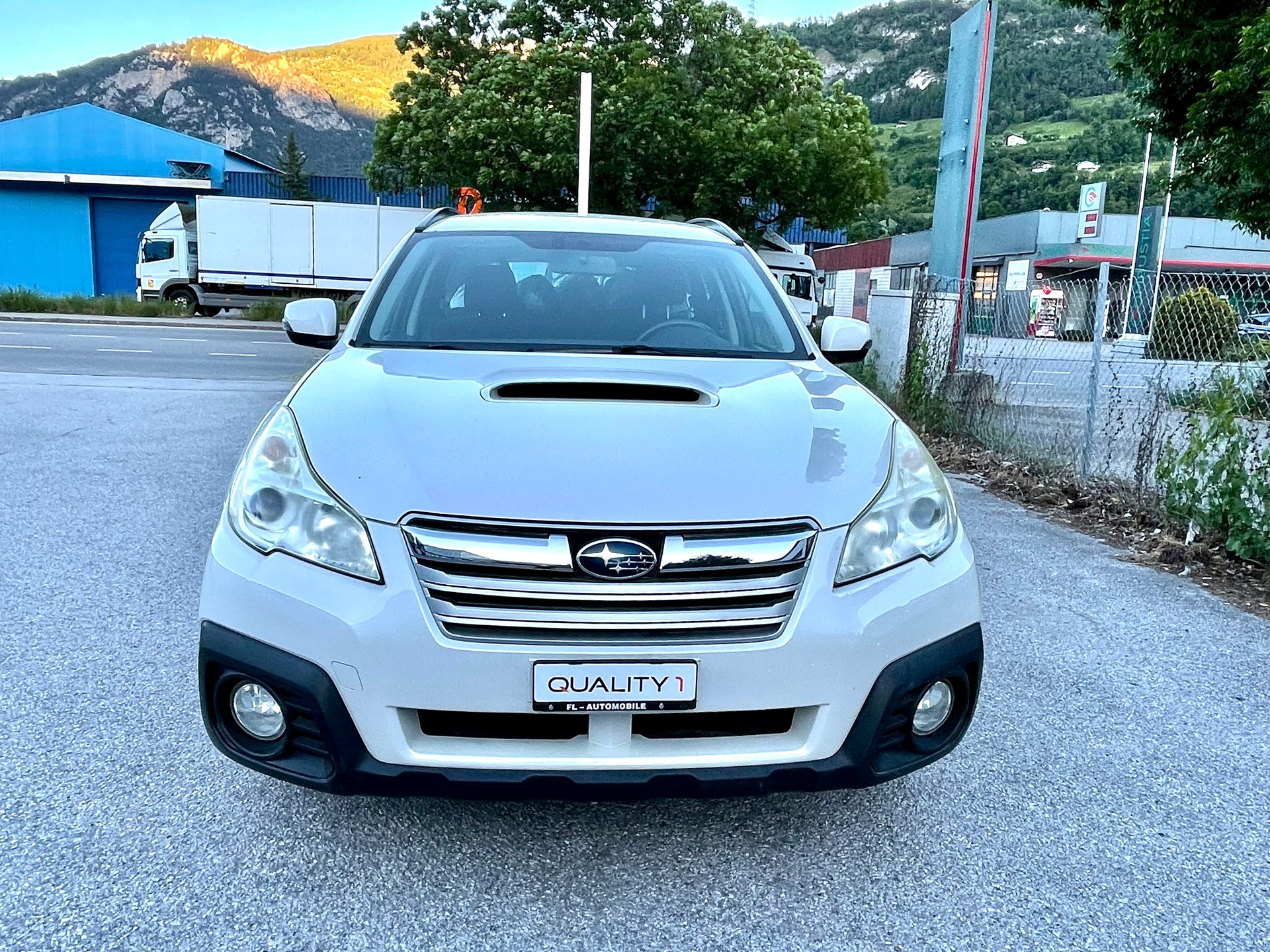 SUBARU Outback 2.0D Limited AWD Lineartronic-image-18