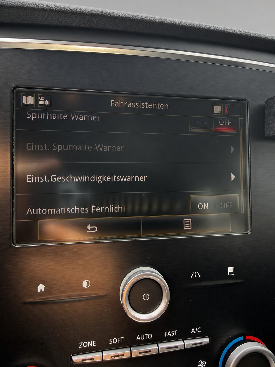 RENAULT Mégane 1.2 16V Turbo Zen EDC-image-16