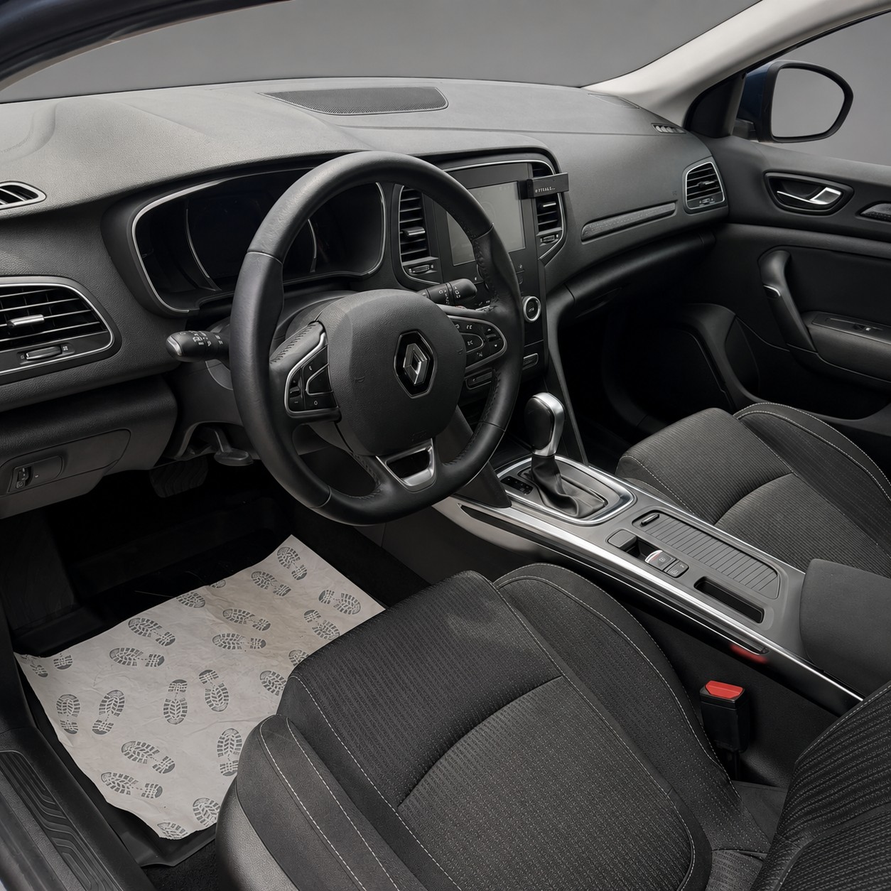 RENAULT Mégane 1.2 16V Turbo Zen EDC-image-6