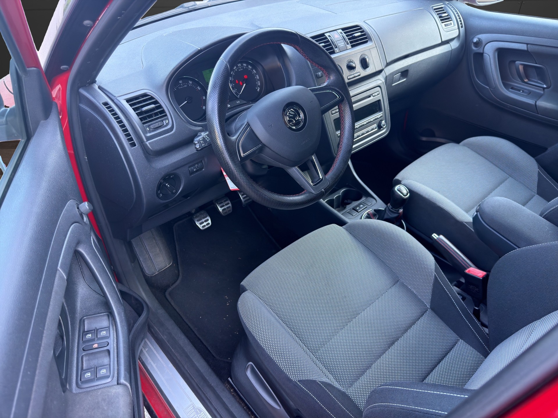 SKODA Fabia 1.2 TSI Monte Carlo-image-10