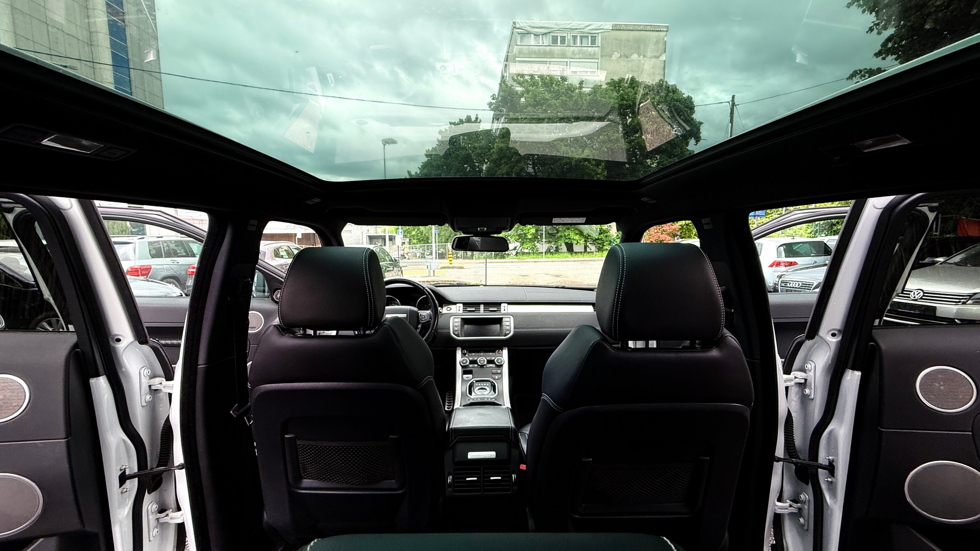 LAND ROVER Range Rover Evoque 2.0 Si4 Dynamic AT9-image-7