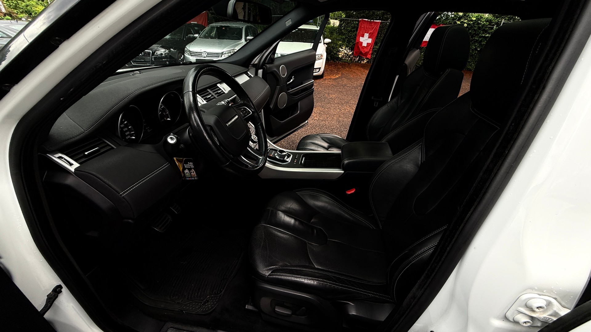 LAND ROVER Range Rover Evoque 2.0 Si4 Dynamic AT9-image-10