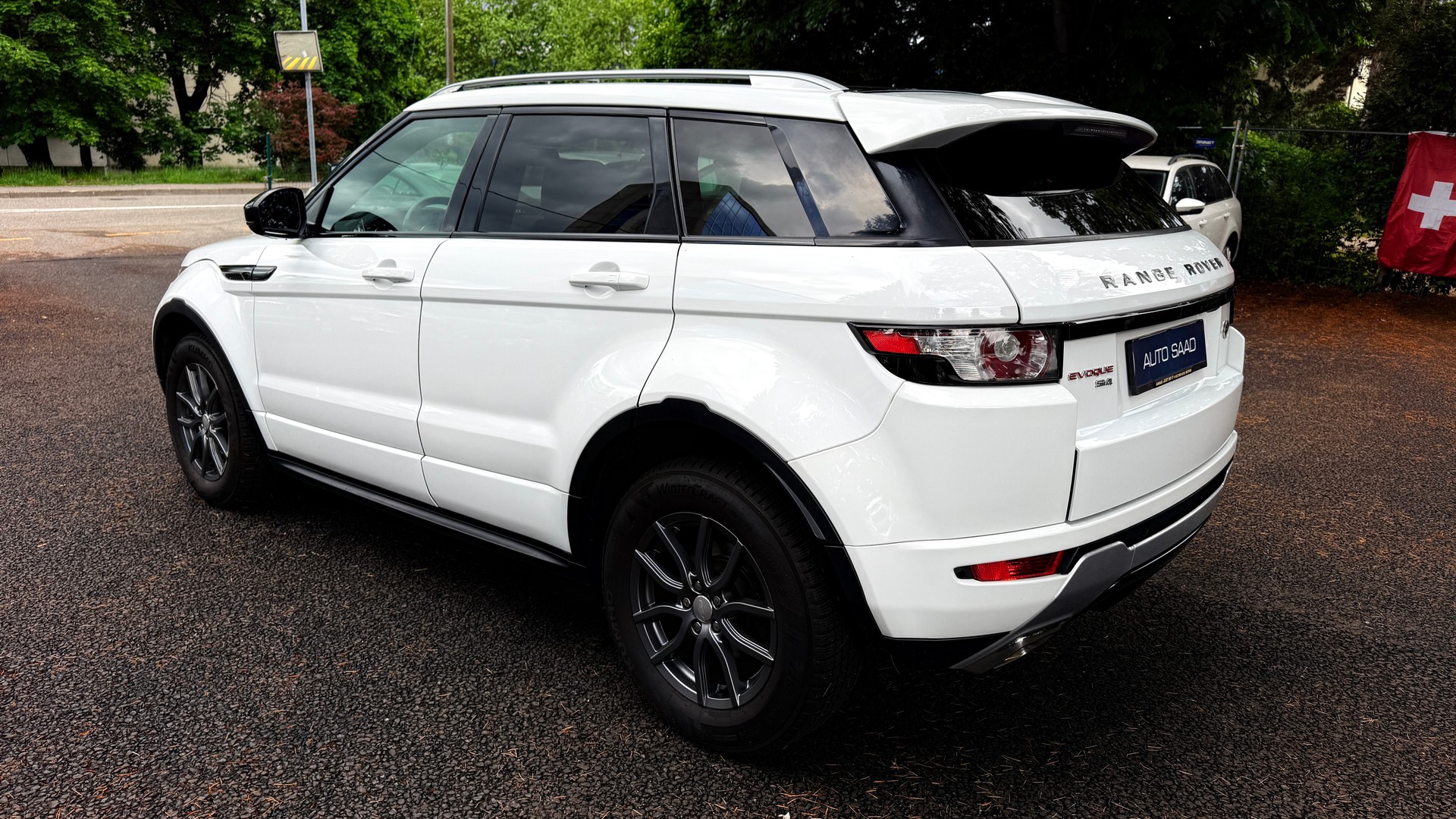 LAND ROVER Range Rover Evoque 2.0 Si4 Dynamic AT9-image-4