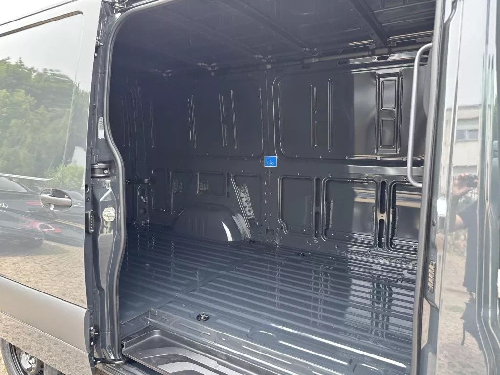 MERCEDES-BENZ Sprinter 319 CDI Standard 9G-TRONIC 4x4-image-3