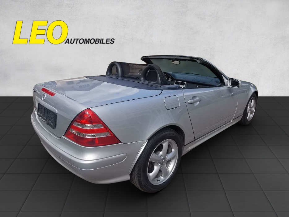 MERCEDES-BENZ SLK 320-image-7