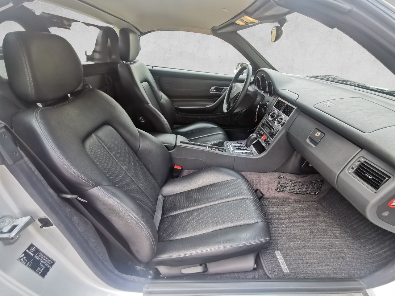 MERCEDES-BENZ SLK 320-image-10