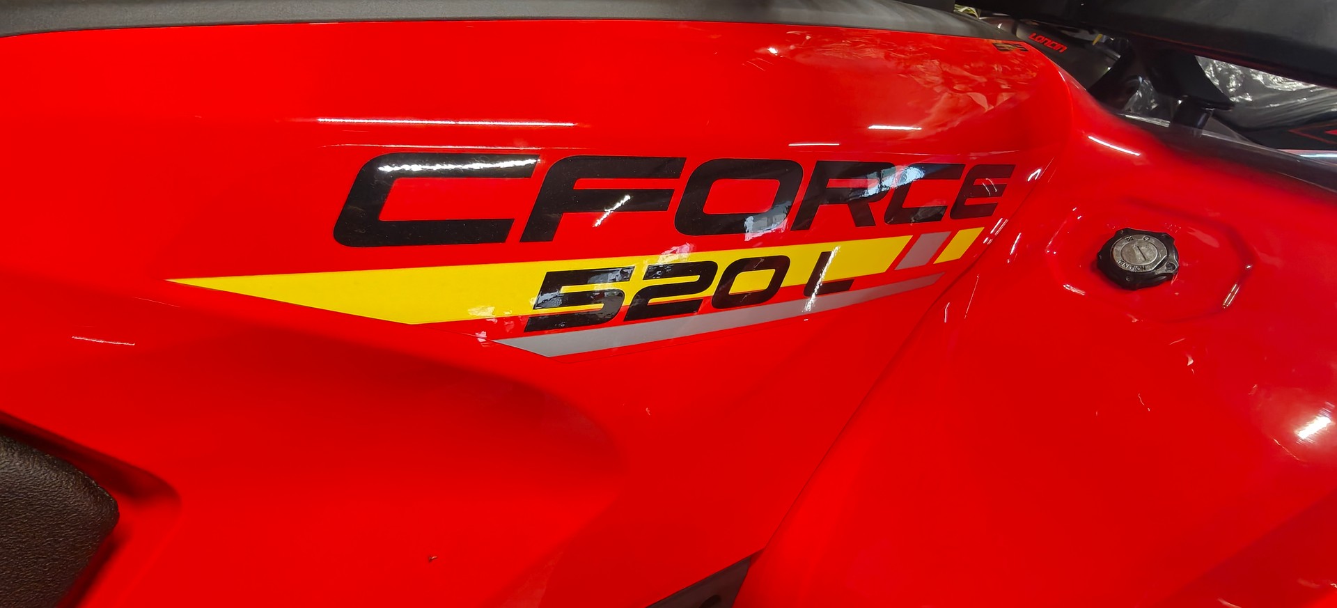CF MOTO Ab MFK mit L7e Kleinmotorfahrzeug-showroom-element-2