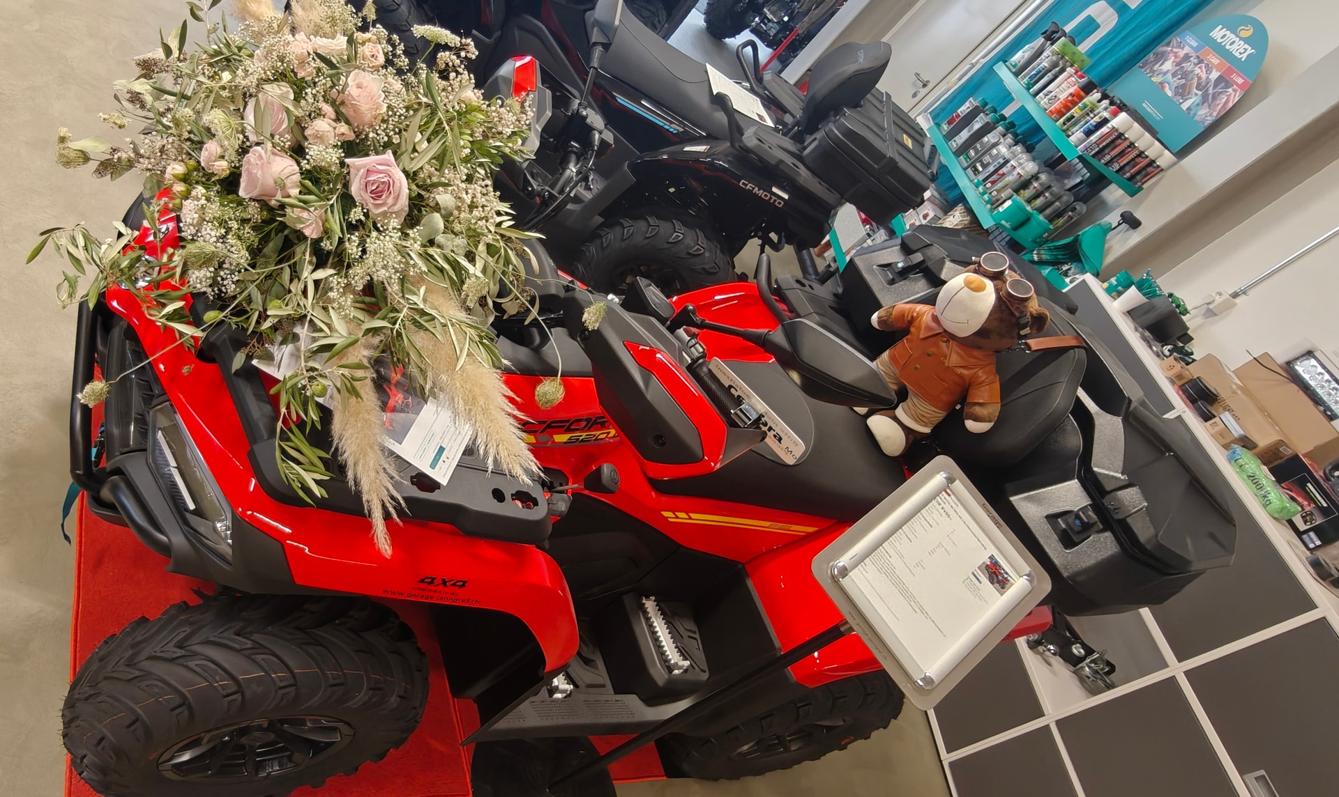 CF MOTO Ab MFK mit L7e Kleinmotorfahrzeug-showroom-element-3