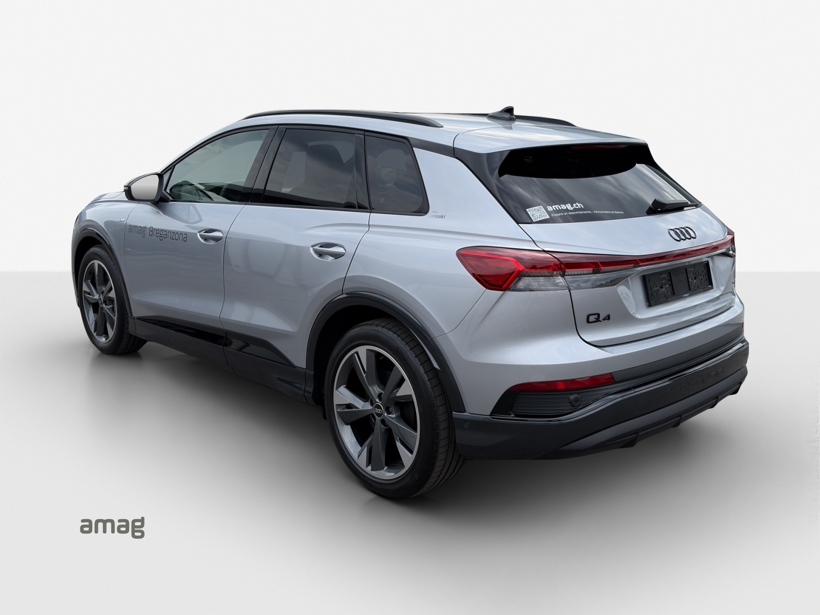 AUDI Q4 e-tron 45 Edition Swiss Ski quattro-image-2