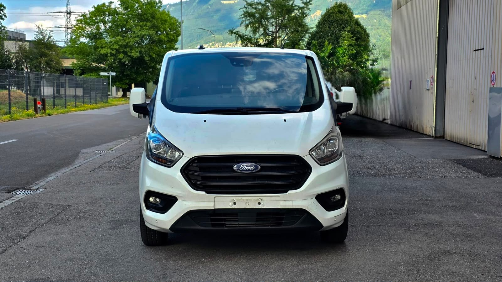 FORD Transit Custom Van 320 L1H1 Trend-image-0