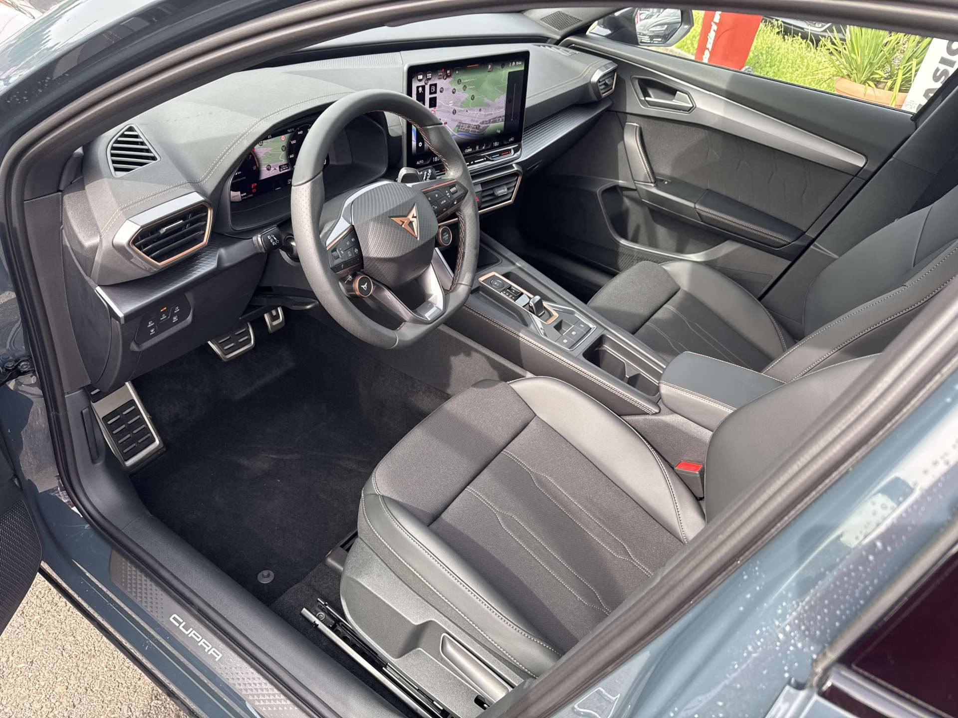 CUPRA Formentor 1.5 TSi DSG-Automat-image-5