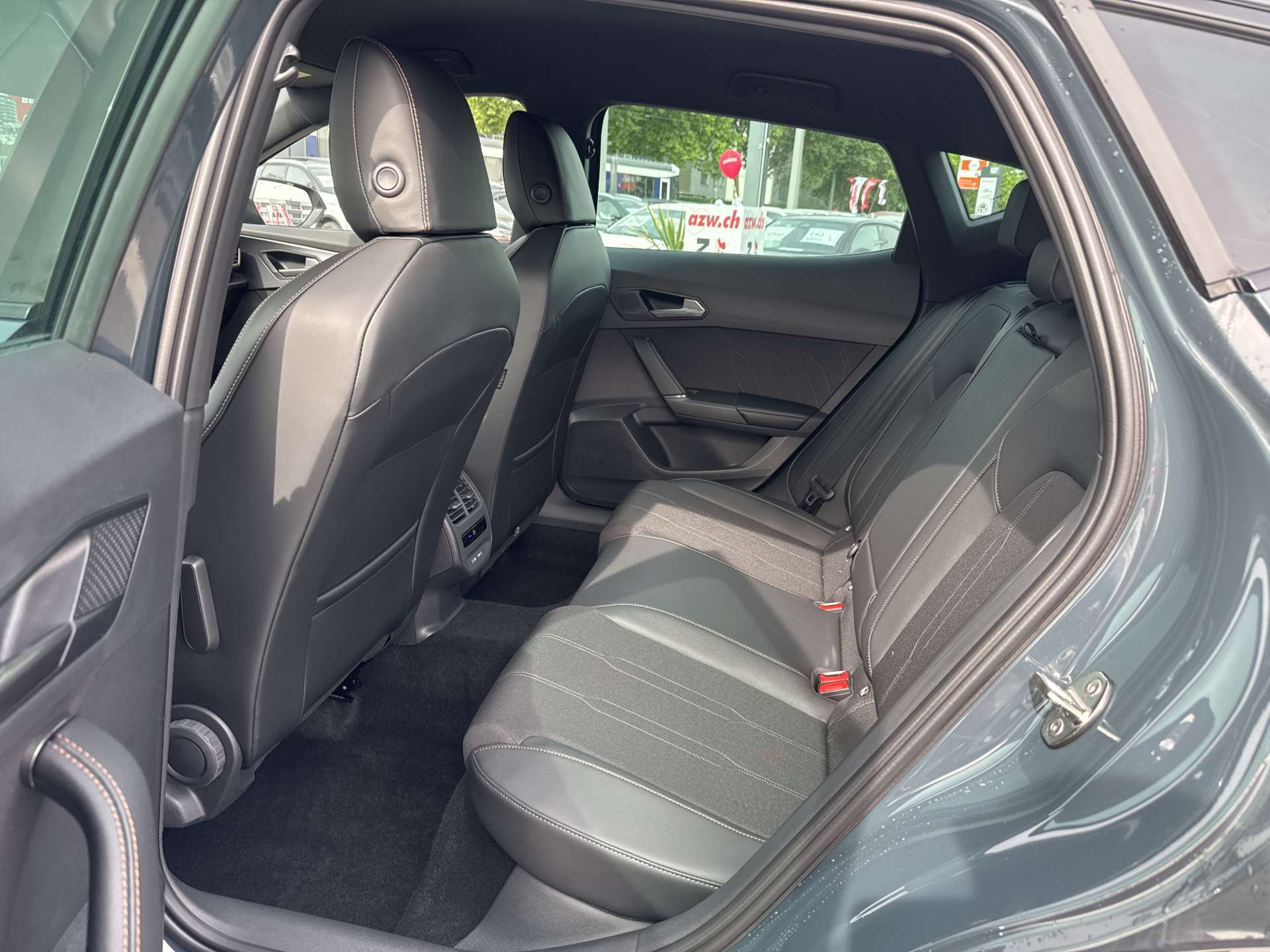 CUPRA Formentor 1.5 TSi DSG-Automat-image-6