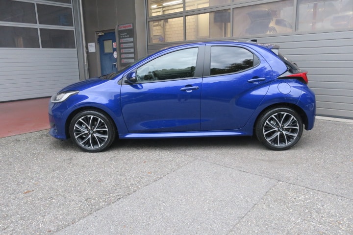 TOYOTA Yaris 1.5 Trend e-CVT-image-3