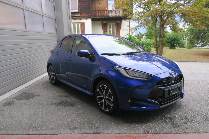 TOYOTA Yaris 1.5 Trend e-CVT-image-2